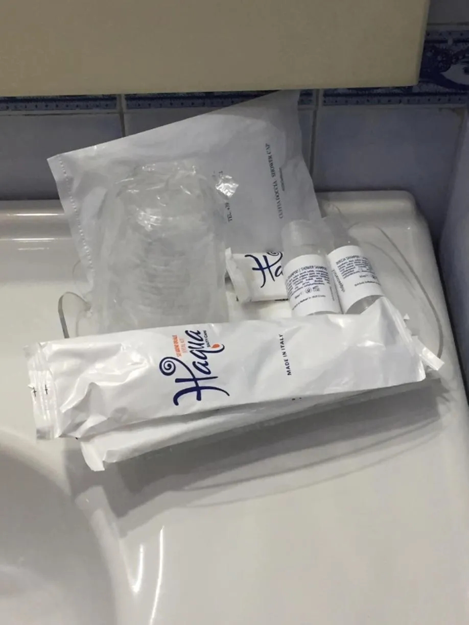 Bathroom in Hotel Malaga