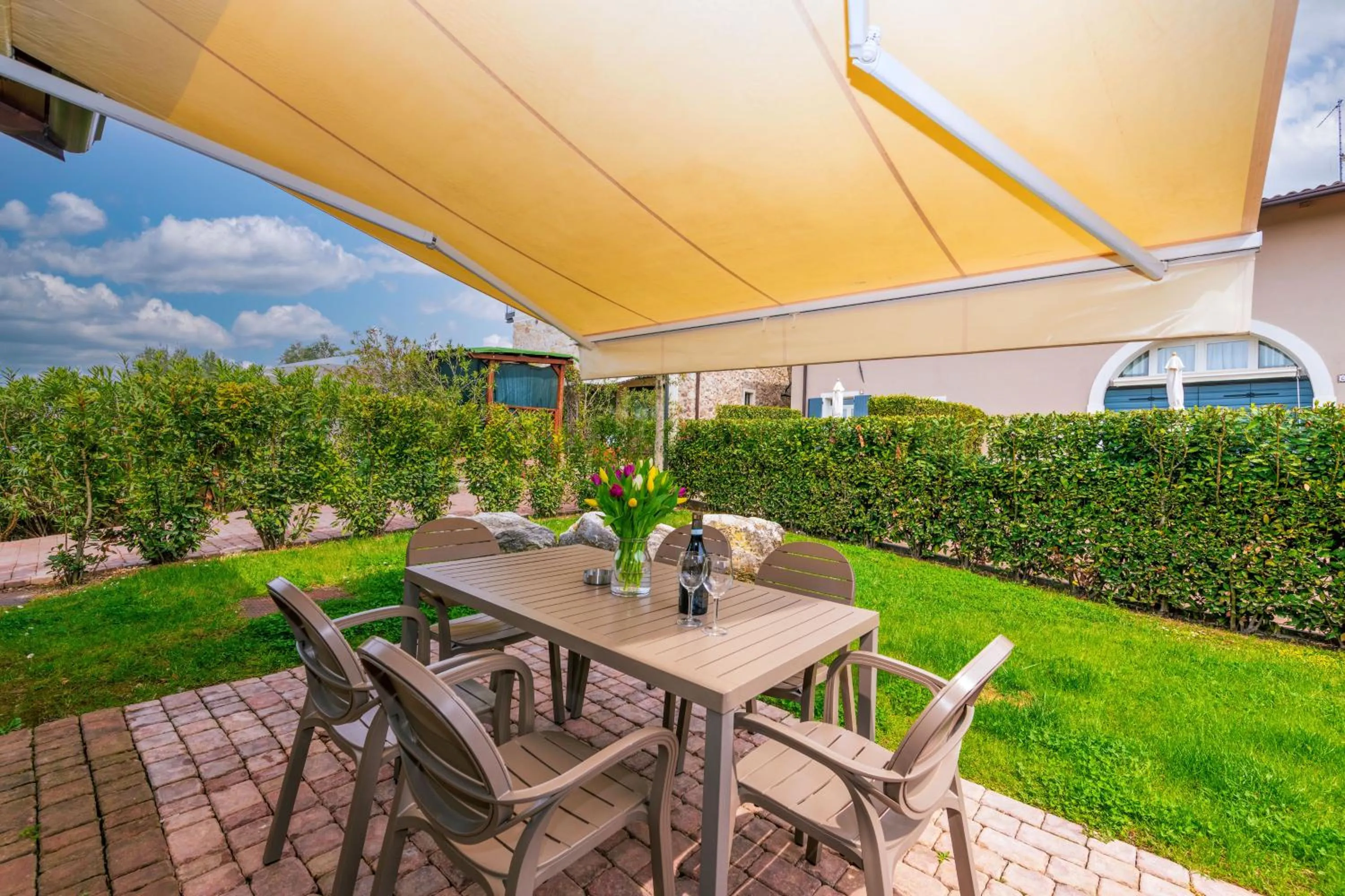 Patio in Bertoletta Village Apartments