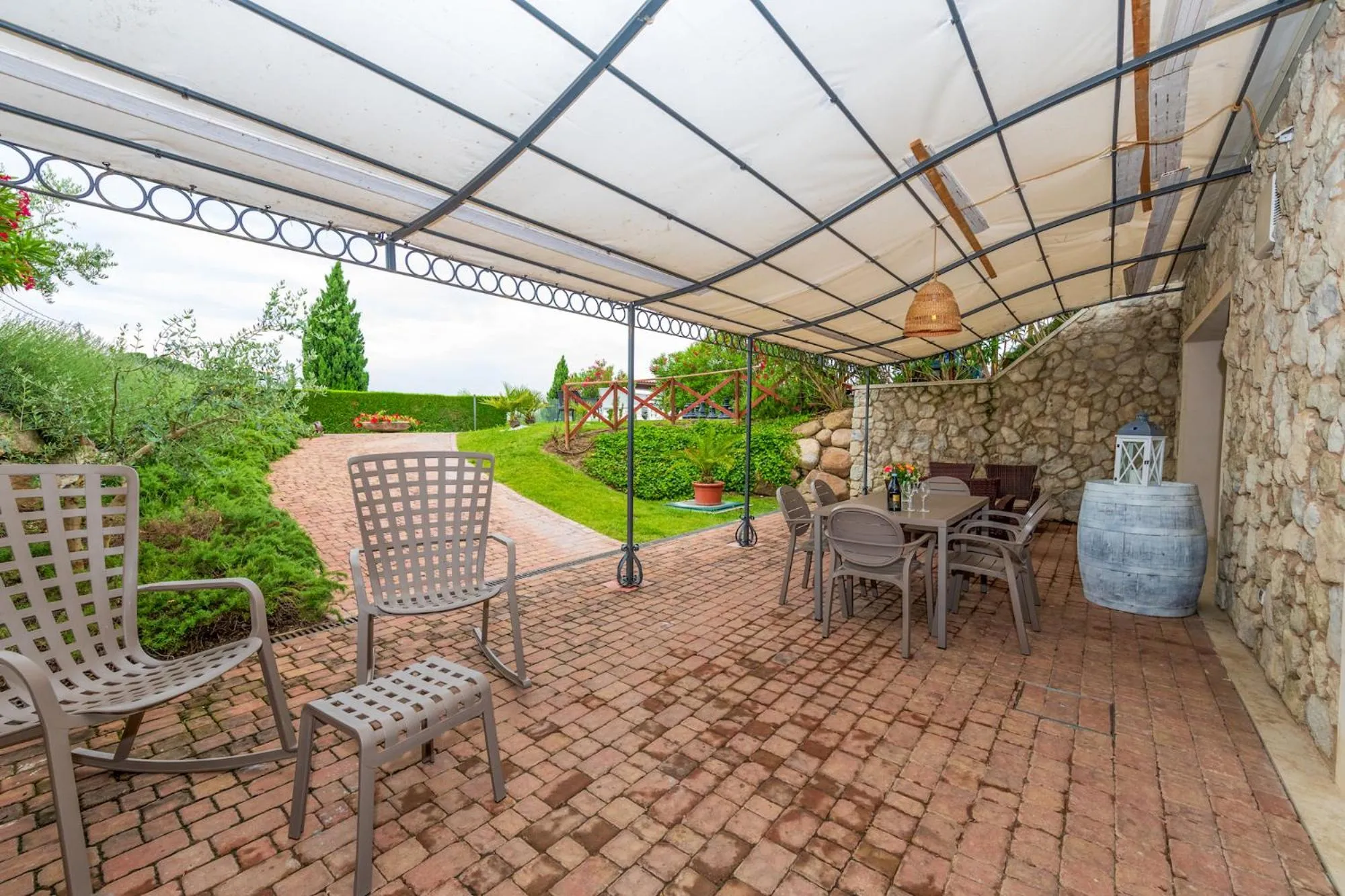 Patio in Bertoletta Village Apartments