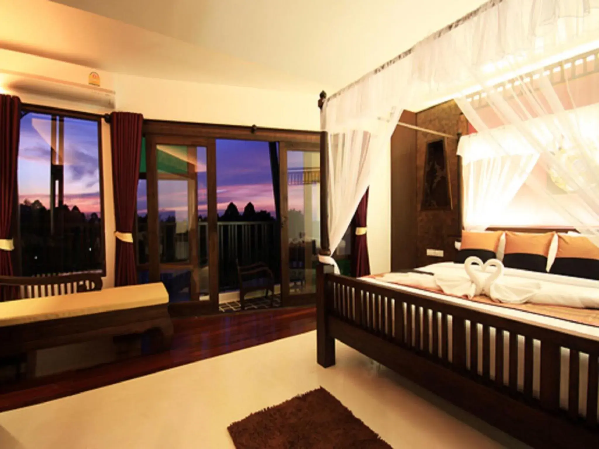 Deluxe Double Room in Dee Andaman Hotel Deluxe Double Room in Dee Andaman Hotel