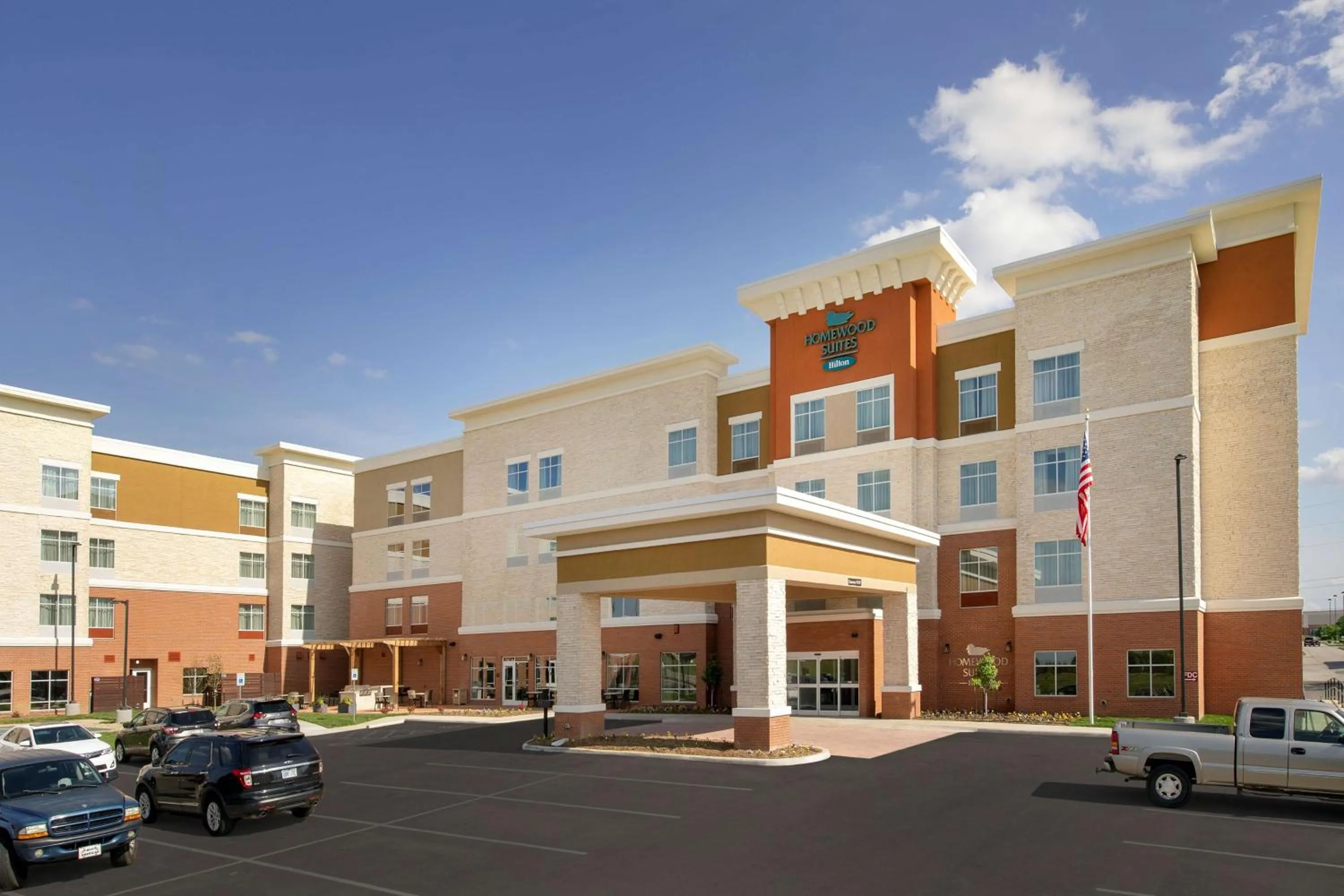 Property building in Homewood Suites By Hilton Kansas City Speedway