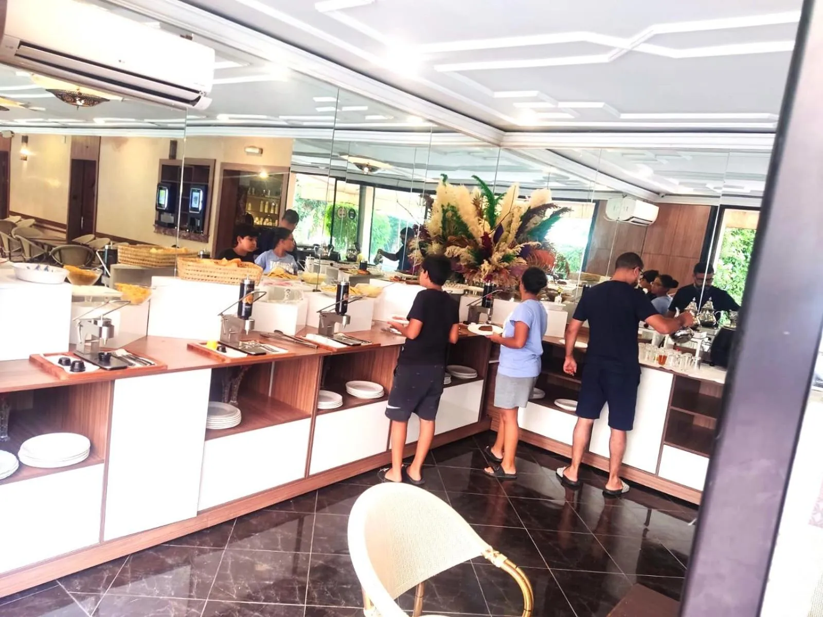 Hotel EZZAHIA by HMS