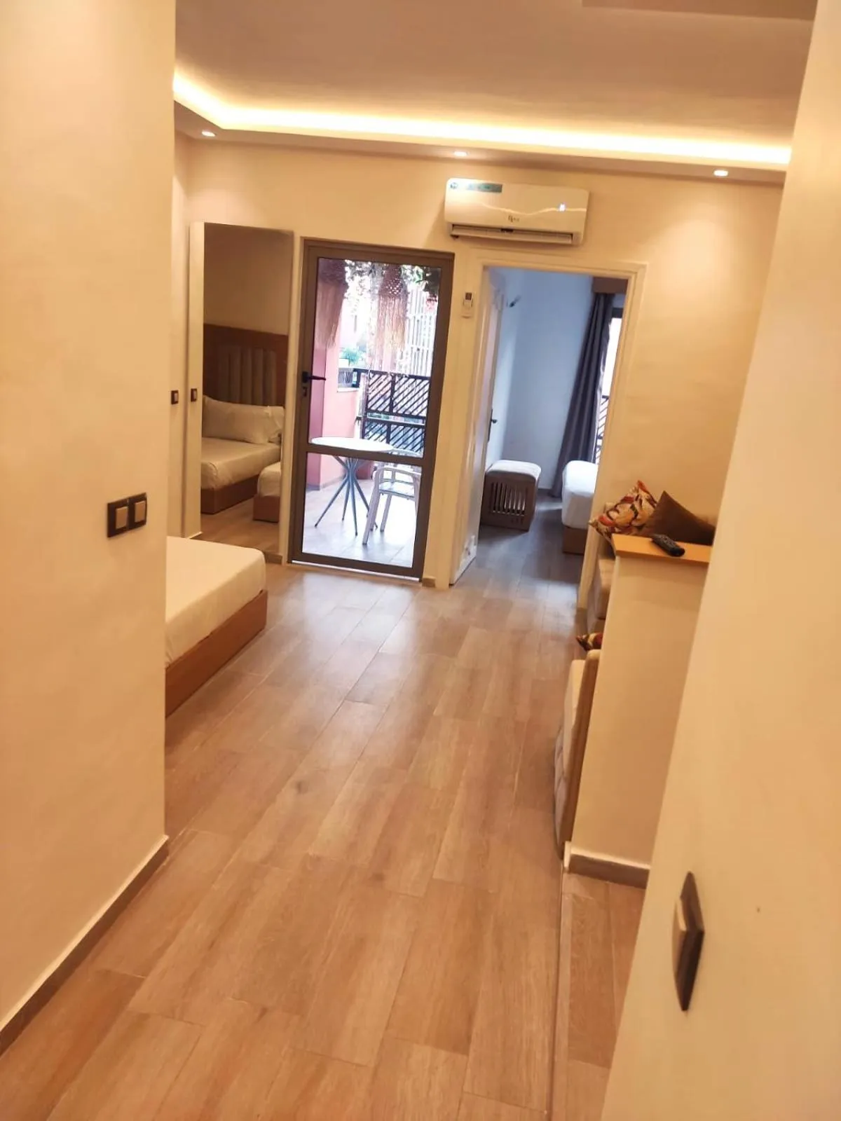 Hotel EZZAHIA by HMS