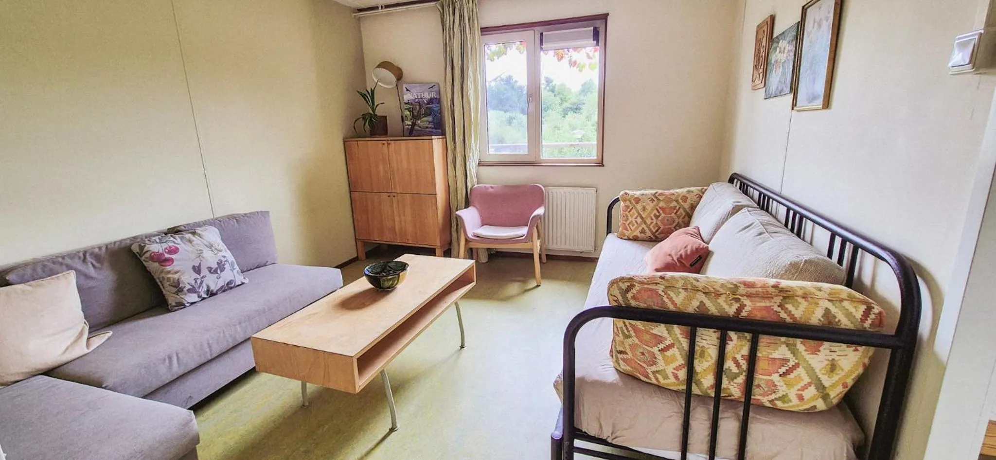 Living room in Amsterdam Farm Lodge