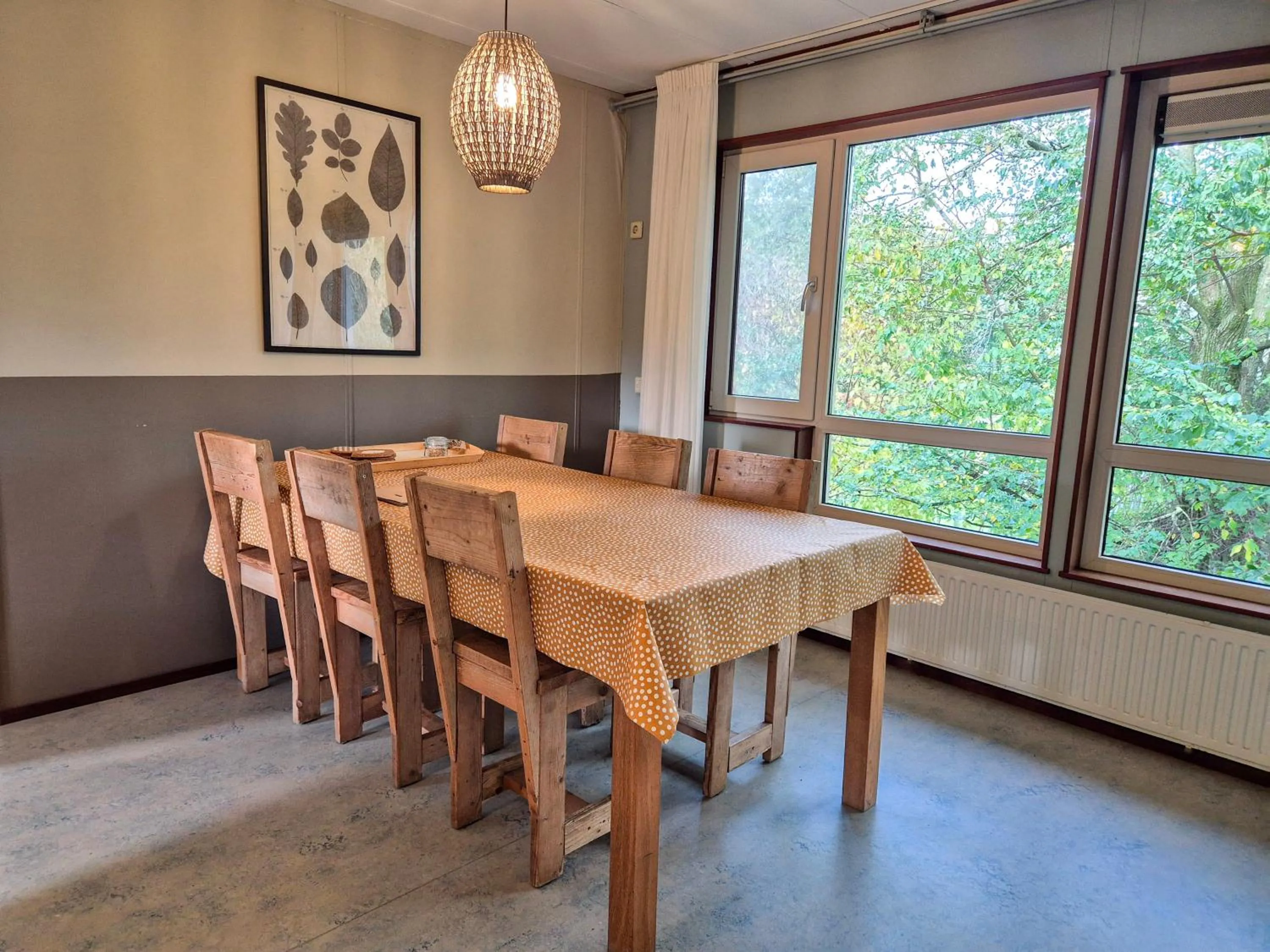 Dining area in Amsterdam Farm Lodge
