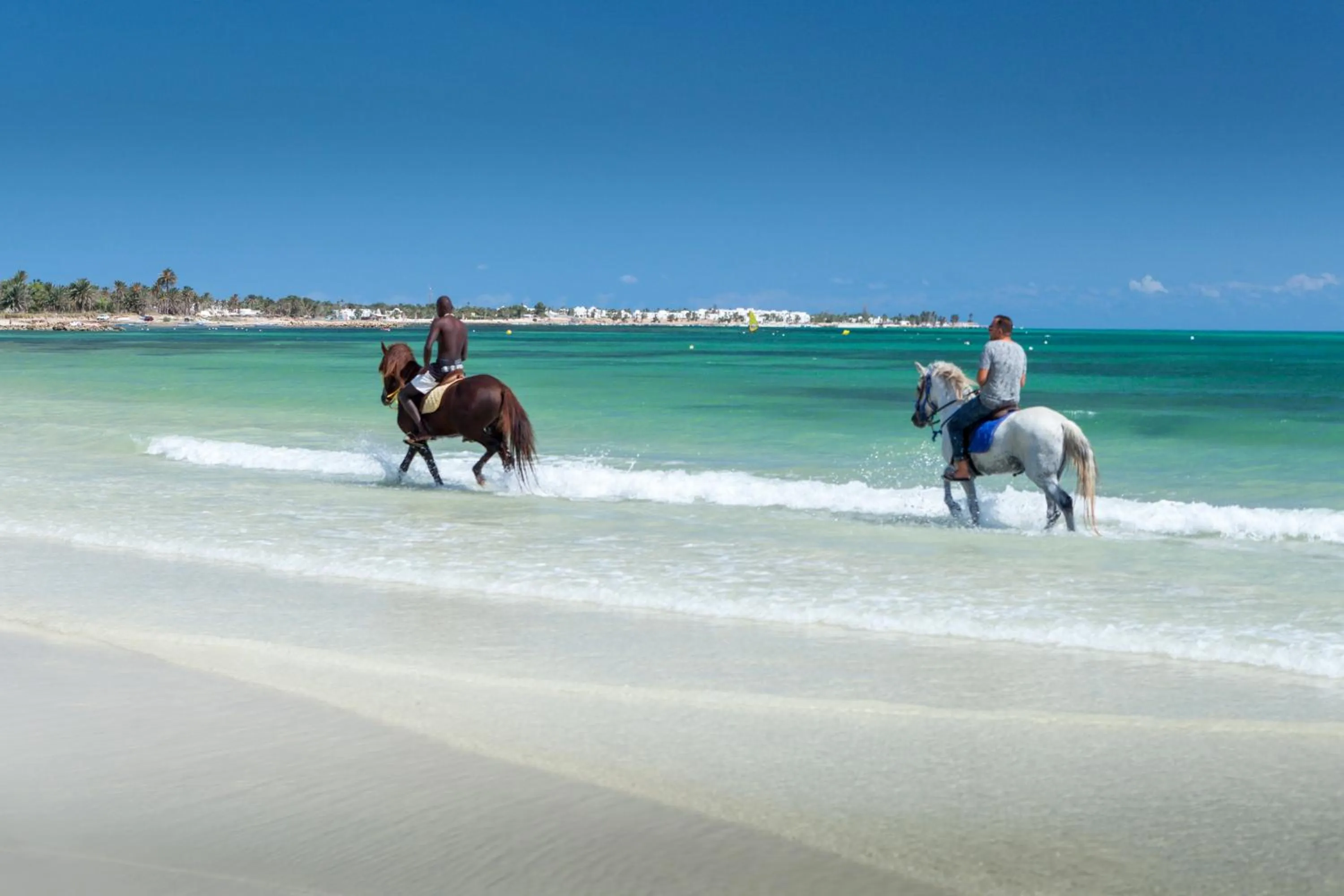 Horse-riding in Hari Club Beach Resort