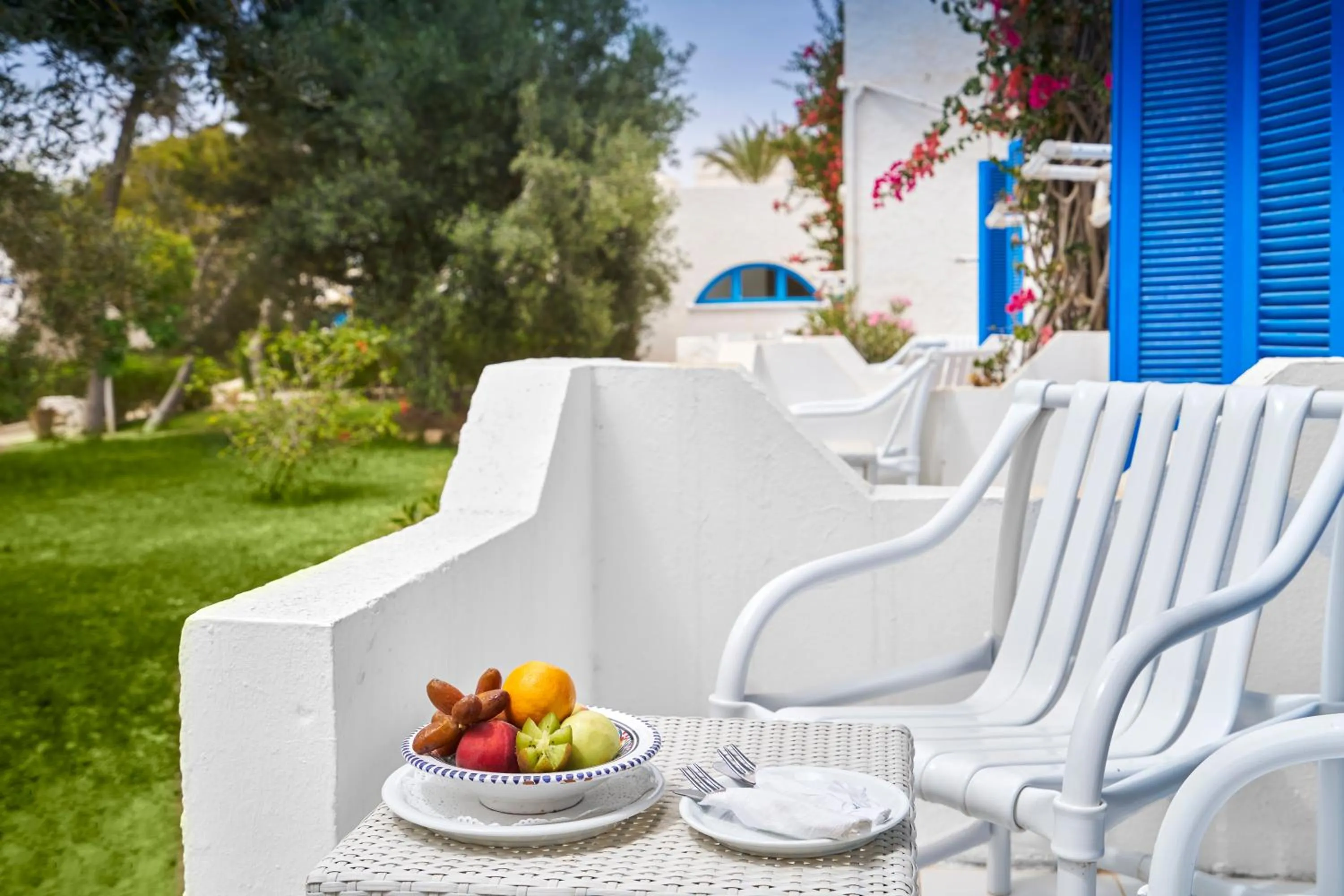 Bedroom in Hari Club Beach Resort