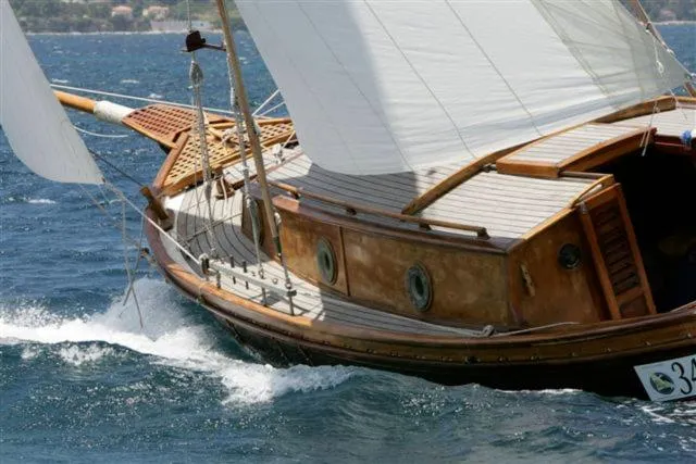 Property building in Hotel Villa Pimpina