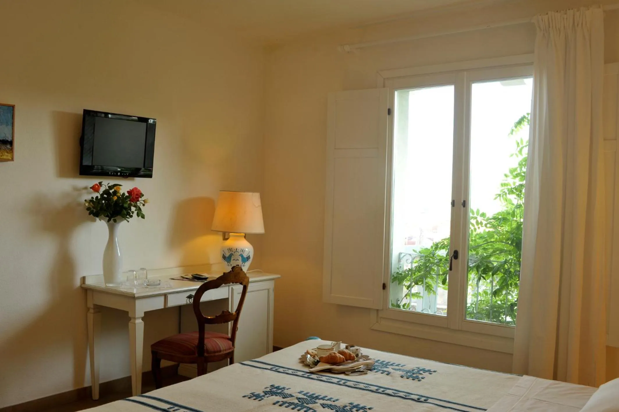 Bed in Hotel Villa Pimpina