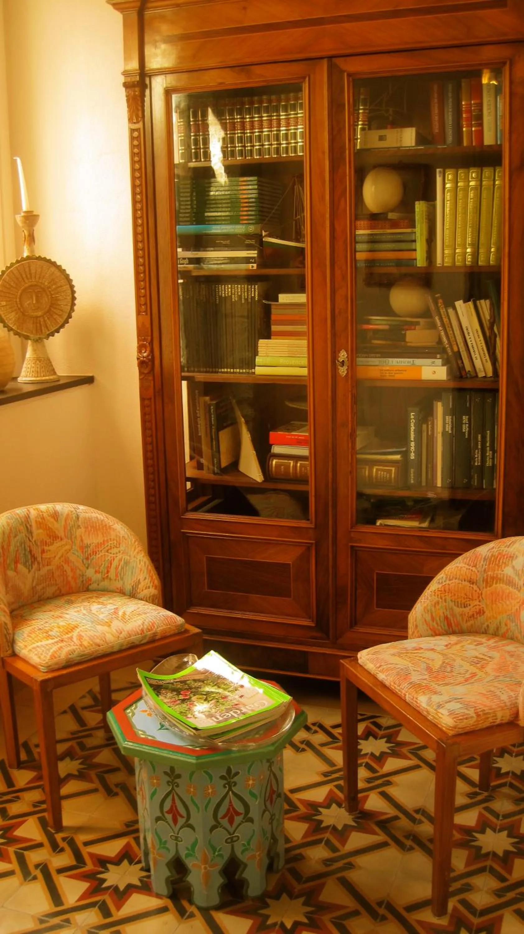 Seating area in Hotel Villa Pimpina