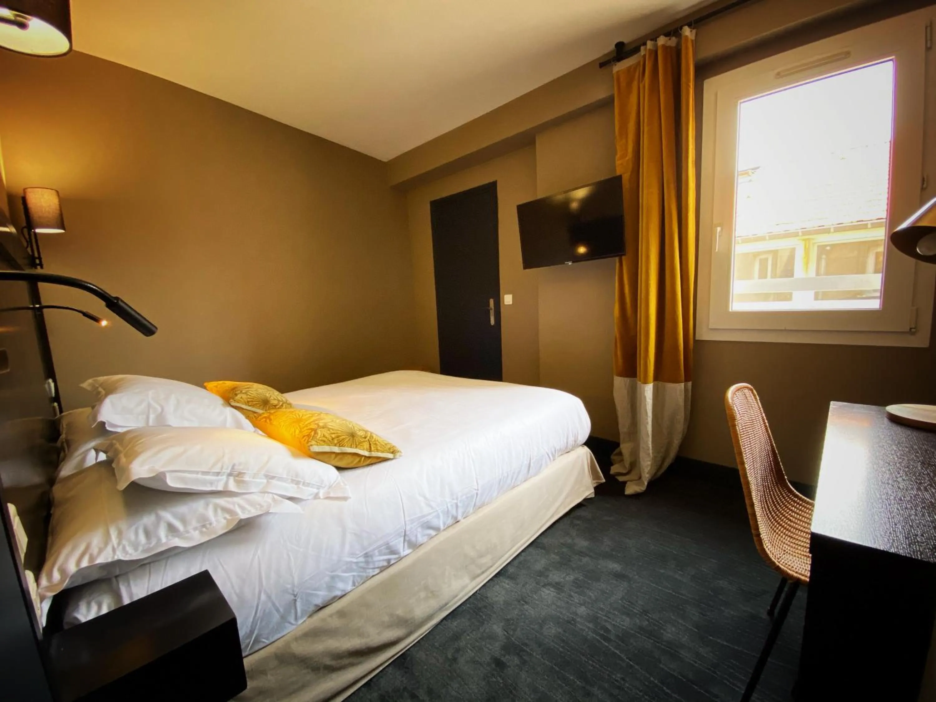 Bed in Hotel Molière