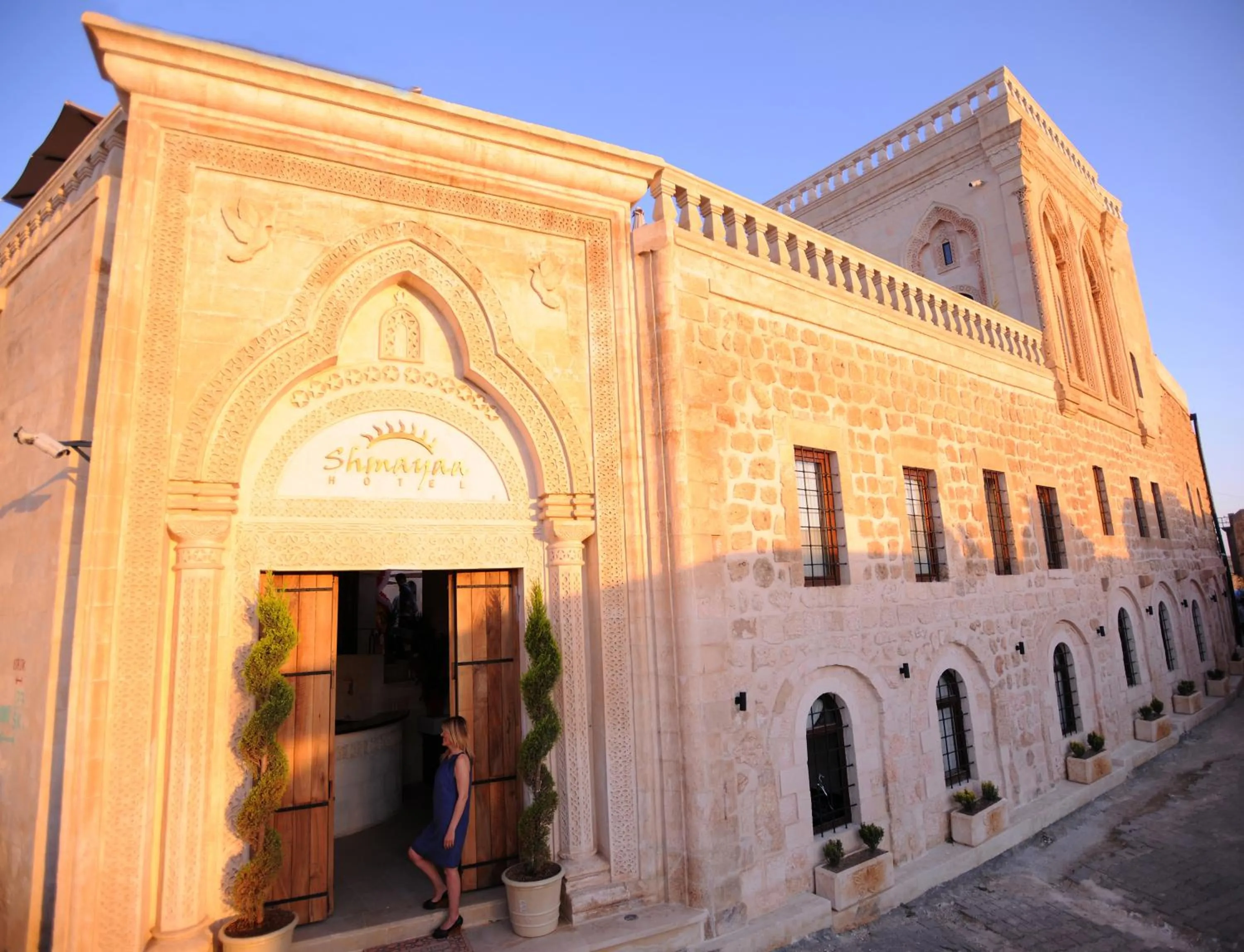 Facade/entrance in Shmayaa Hotel