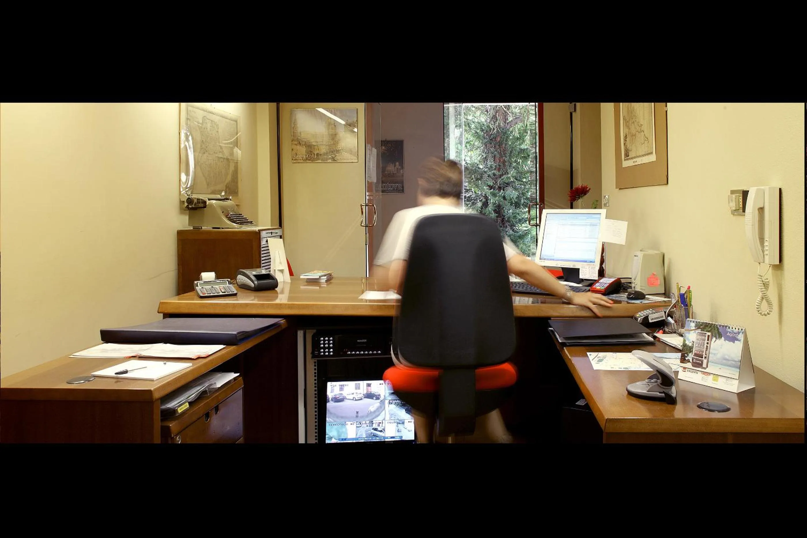 Staff in Residence In Centro