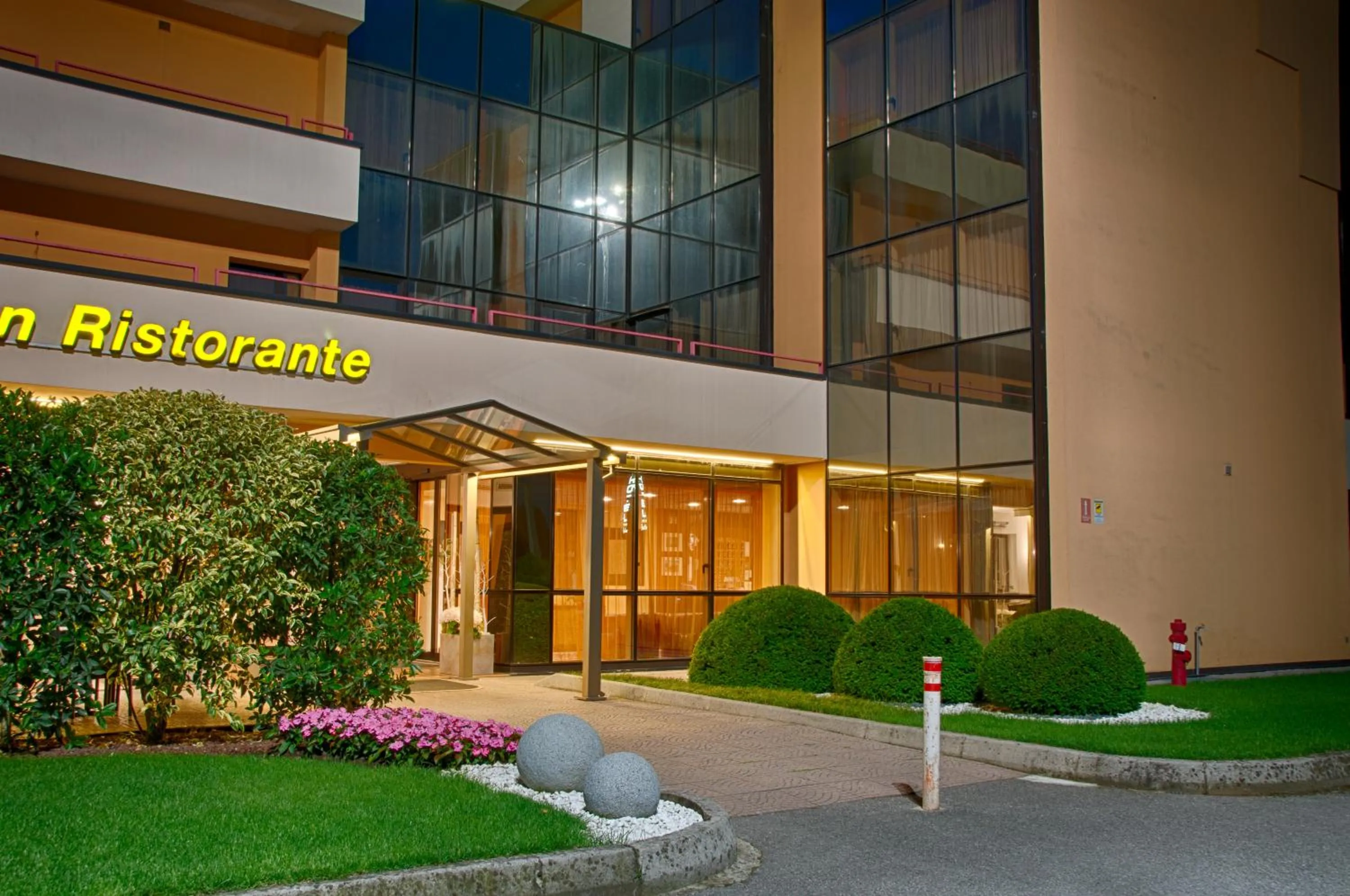 Property building in Albergo Papillon