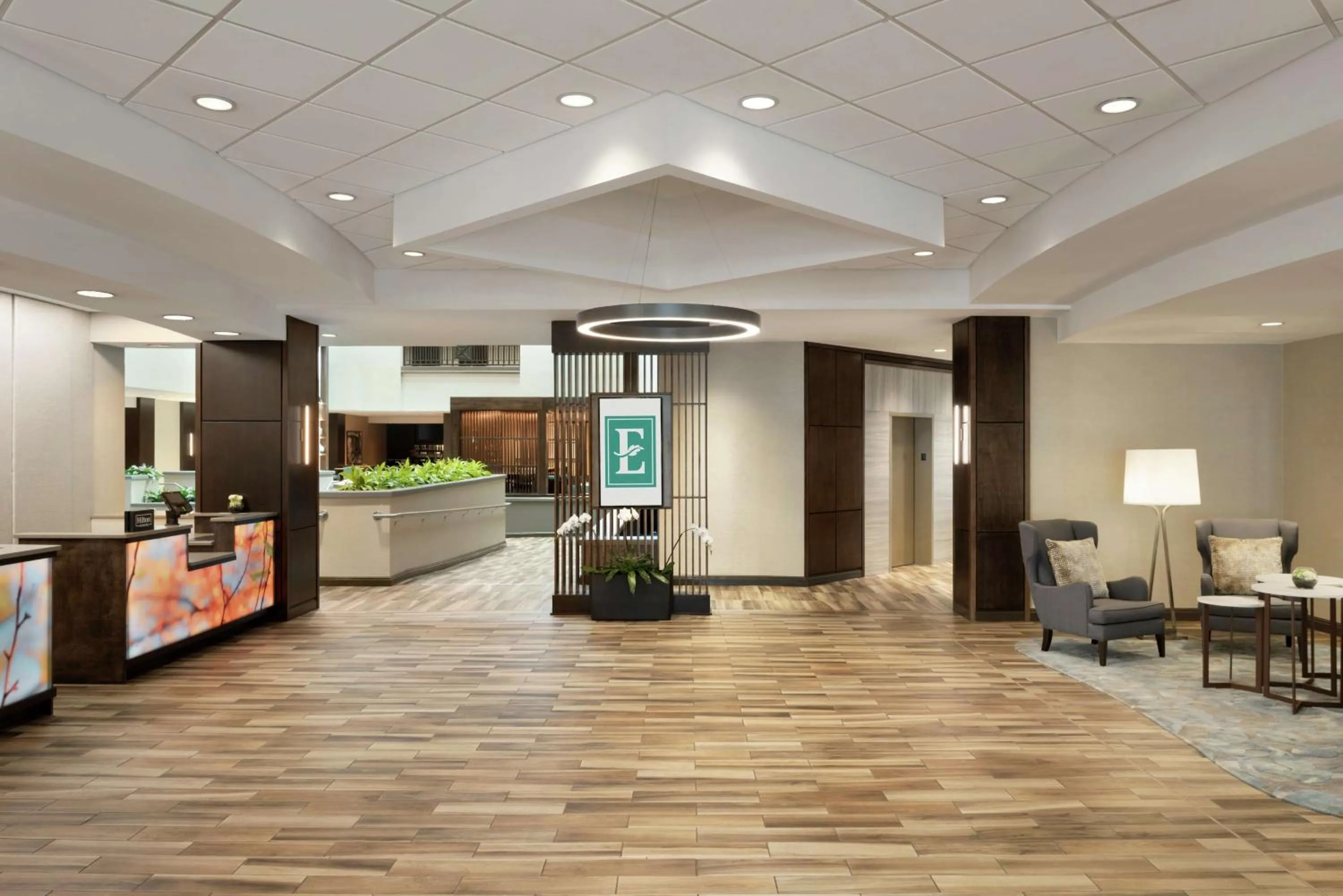 Lobby or reception in Embassy Suites by Hilton Atlanta Alpharetta