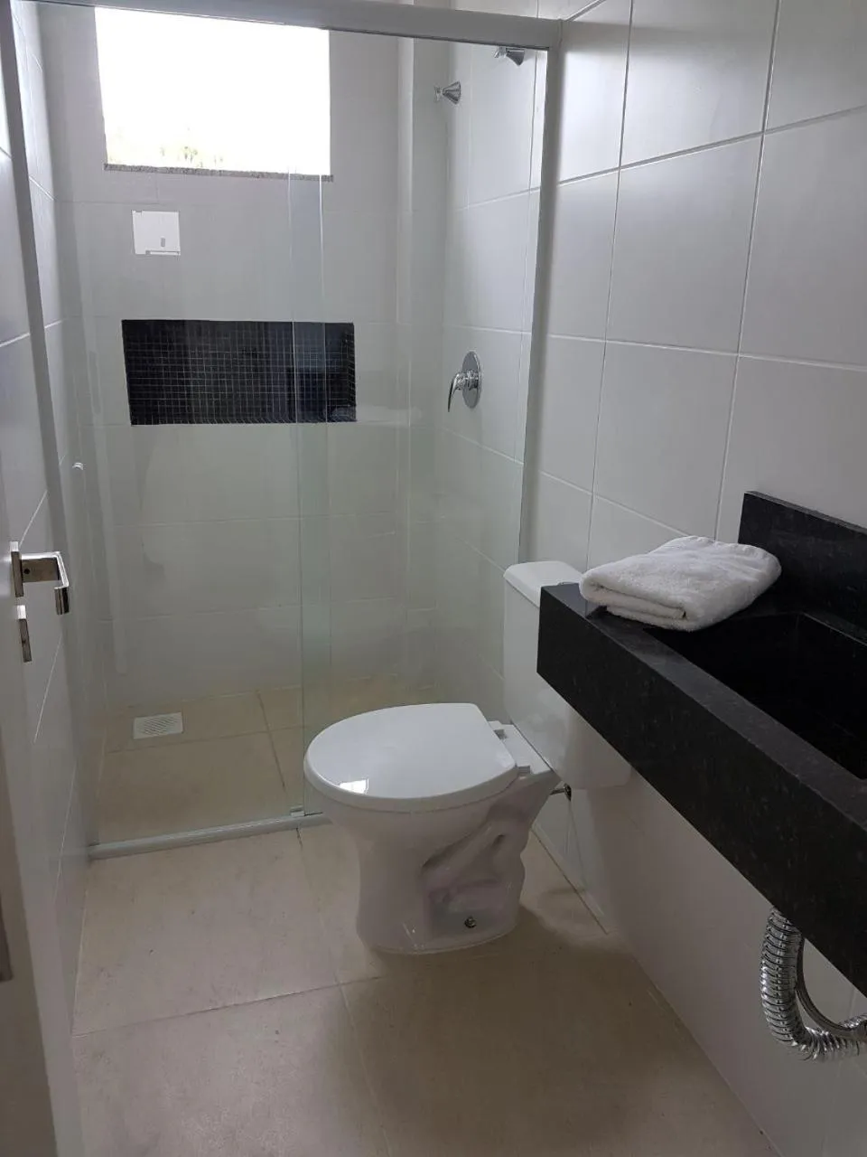 Bathroom in Florinn Praia Hotel