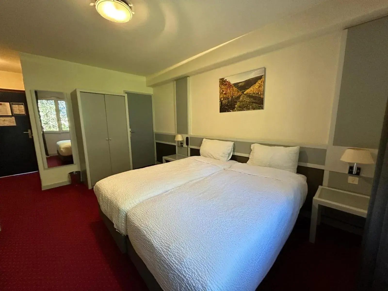 Twin Room in Hostellerie St Vincent Twin Room in Hostellerie St Vincent