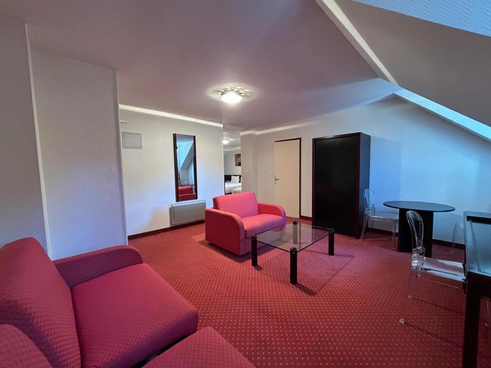 Bedroom in Hostellerie St Vincent