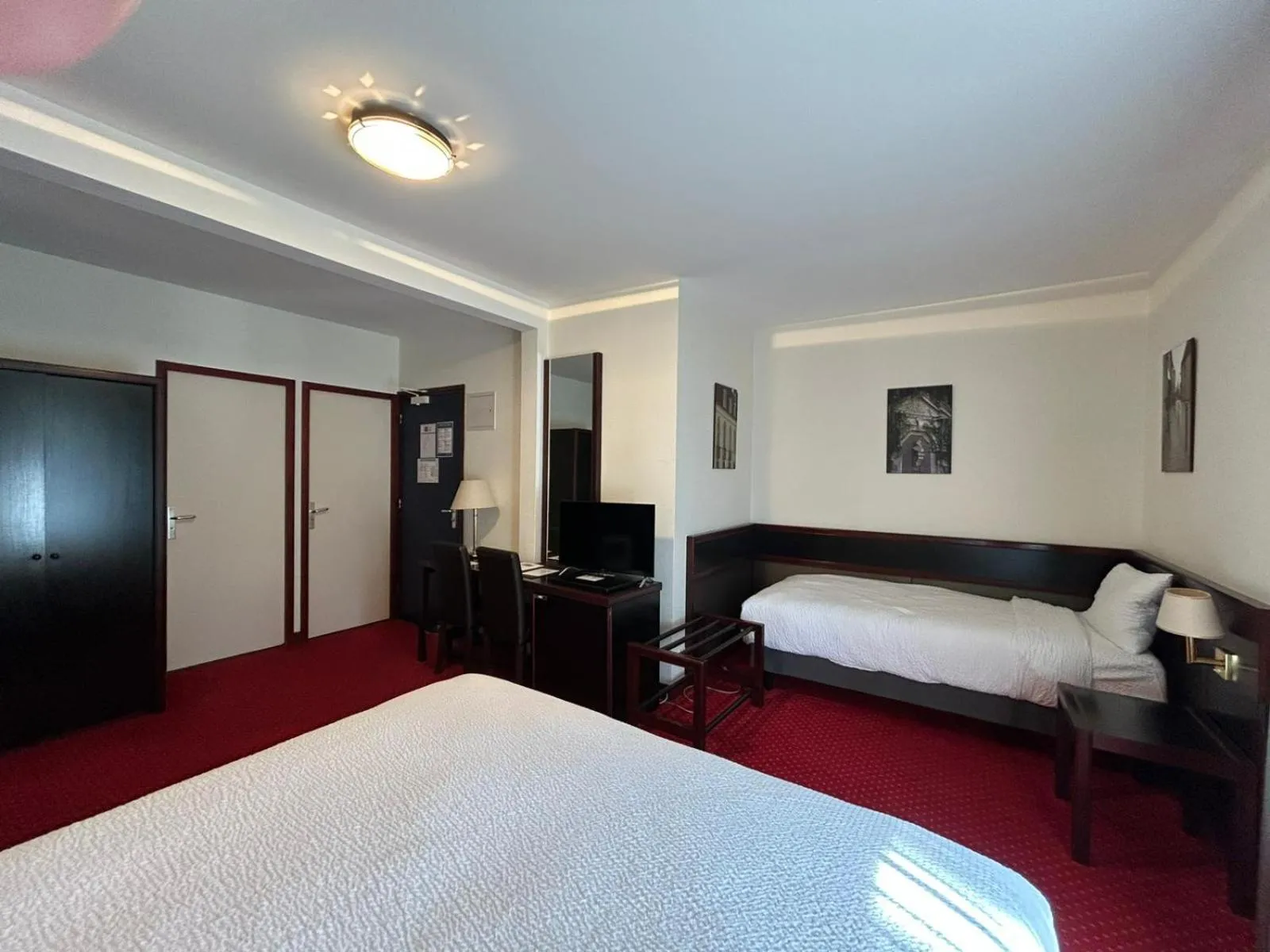 Bedroom, Bed in Hostellerie St Vincent