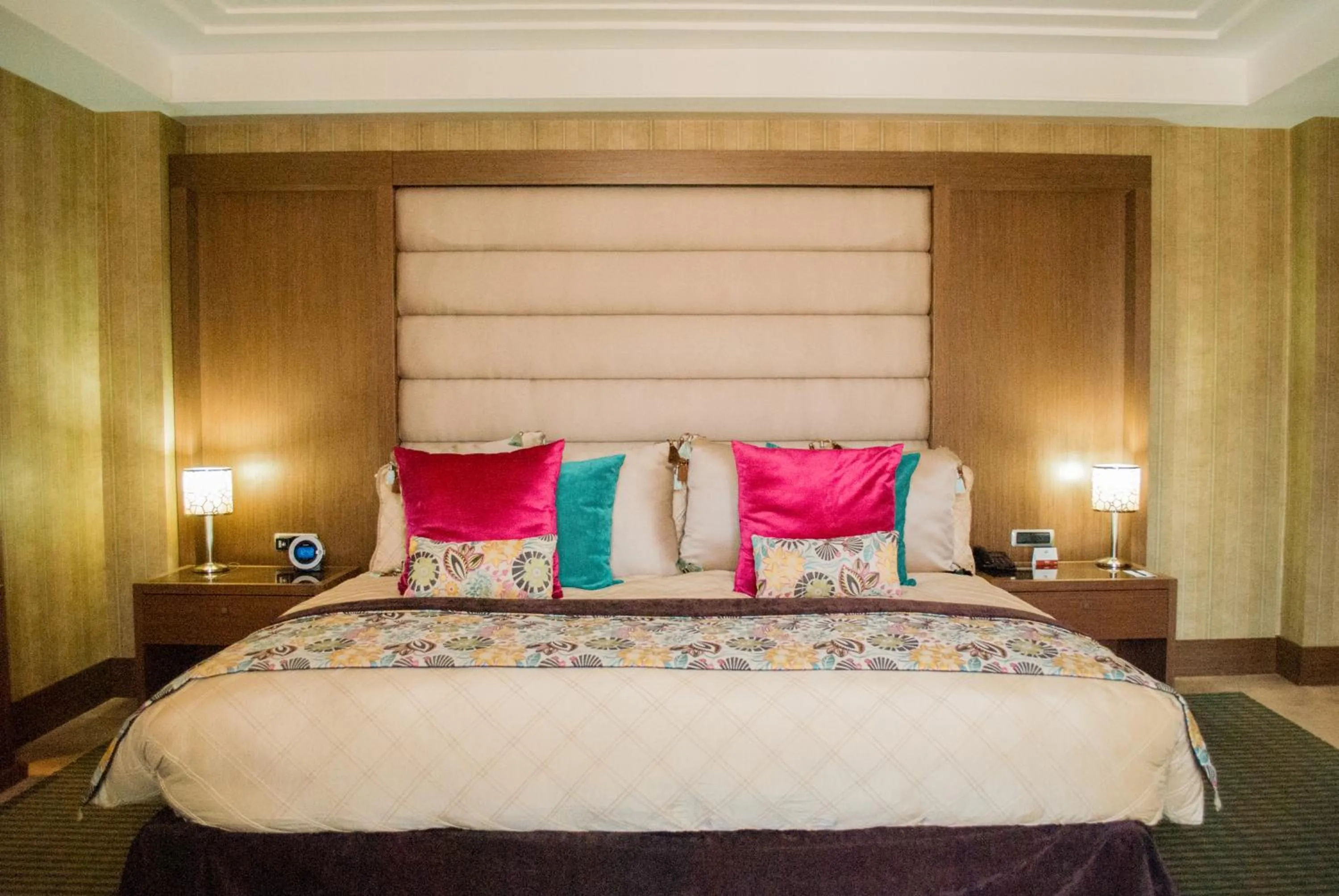 Bed in Hesperia WTC Valencia