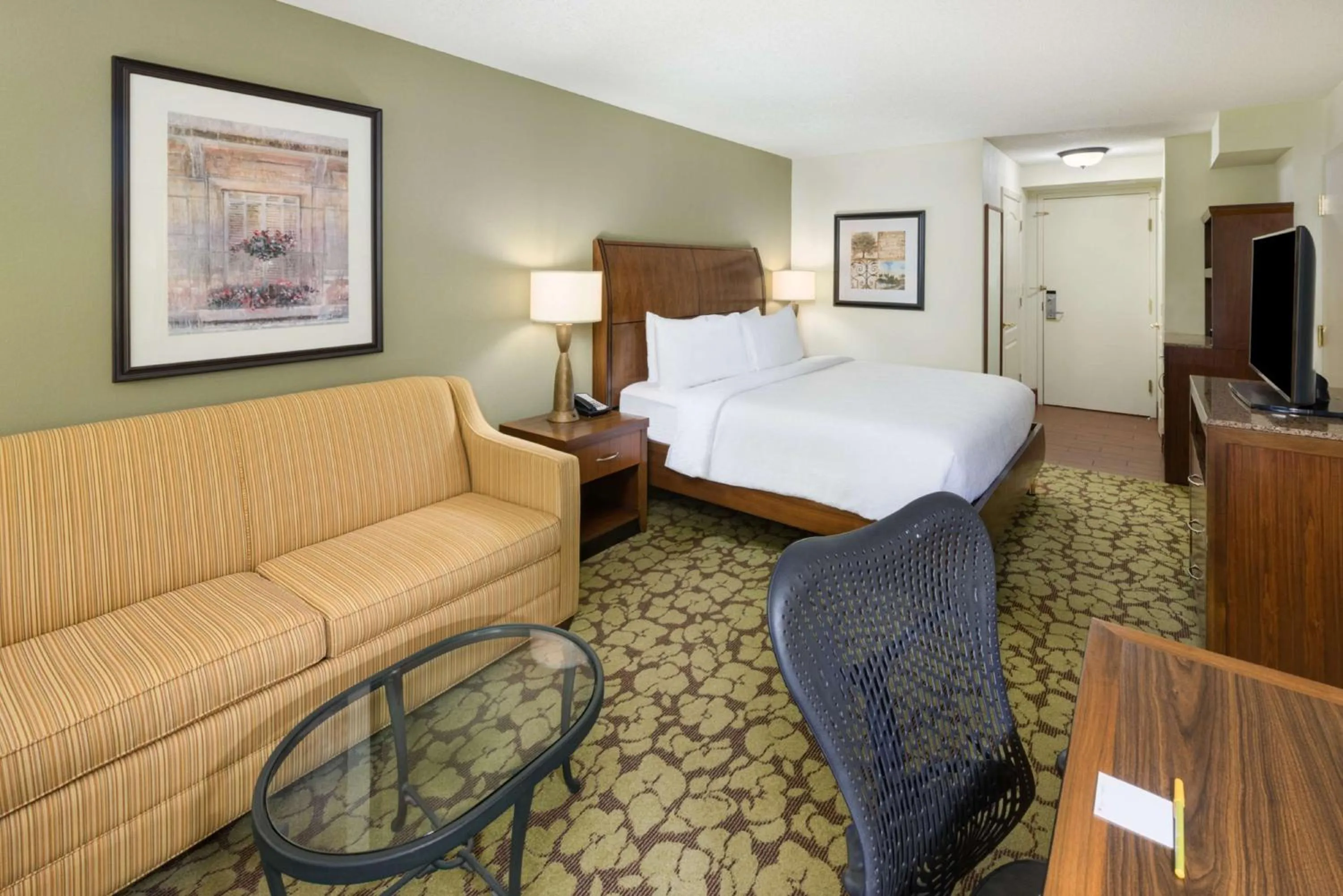 Bedroom, Bed in Hilton Garden Inn Atlanta North/Alpharetta