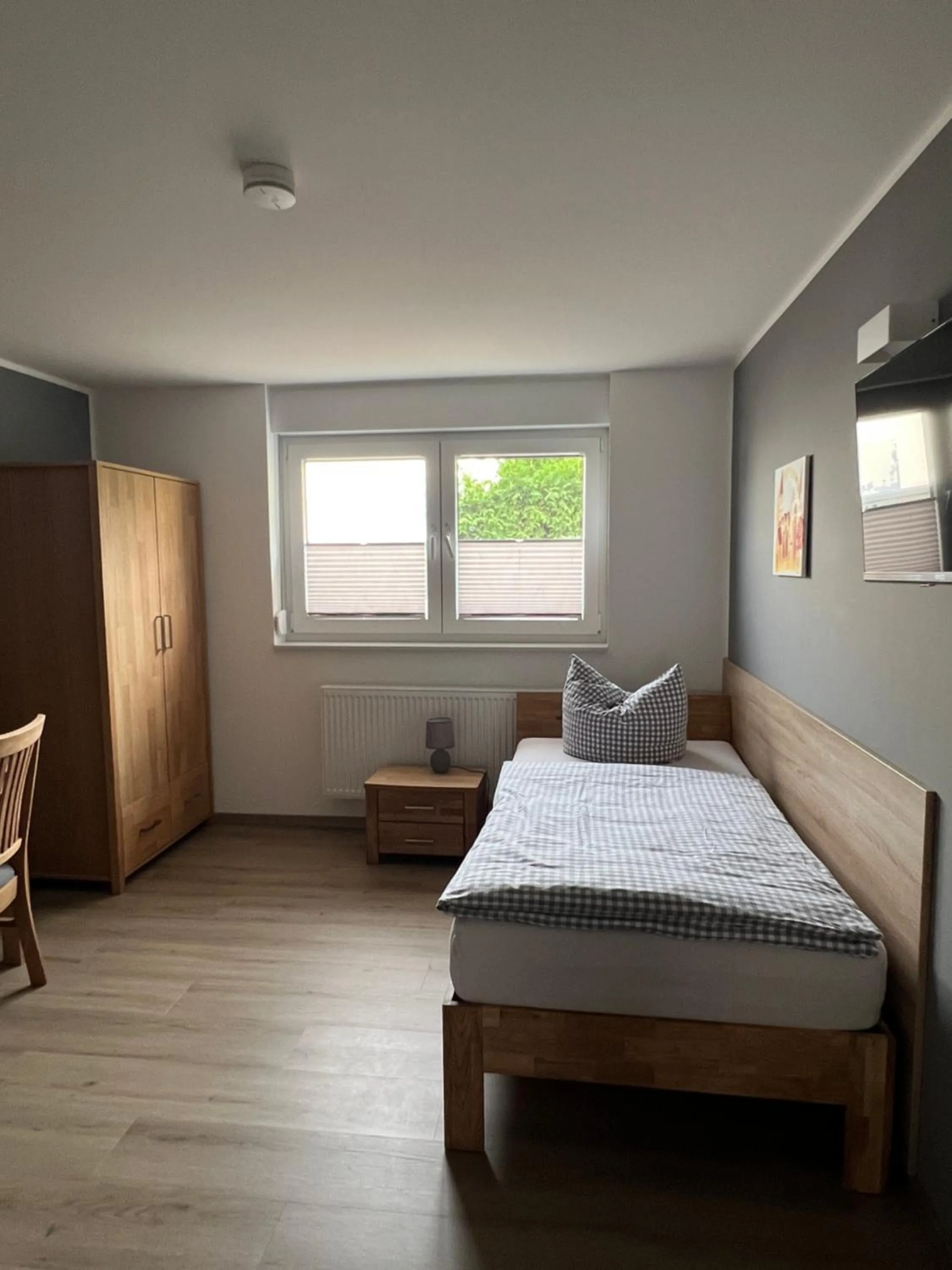 Large Single Room - single occupancy in Pader-Motel