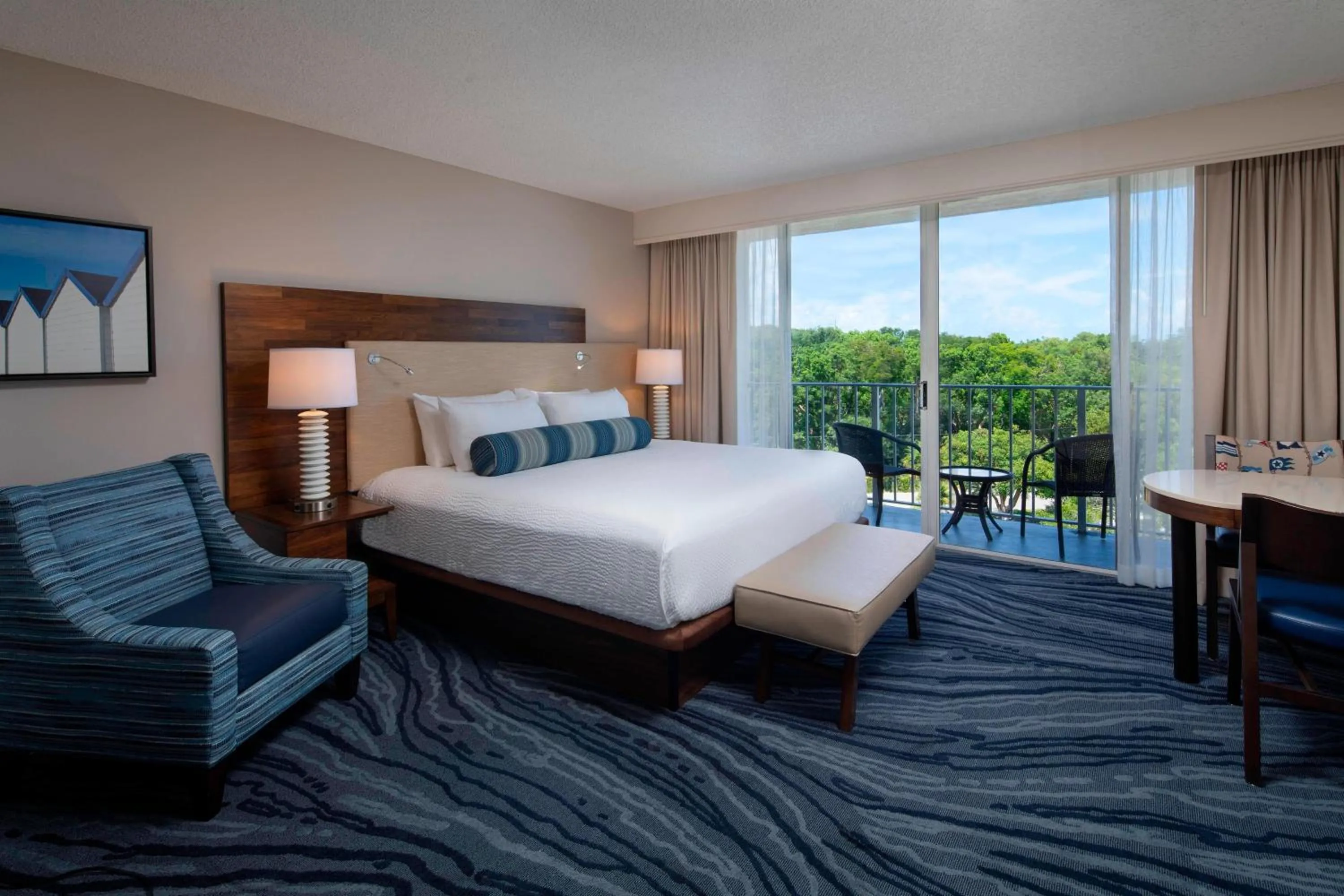 Bedroom, Bed in Courtyard by Marriott Key Largo