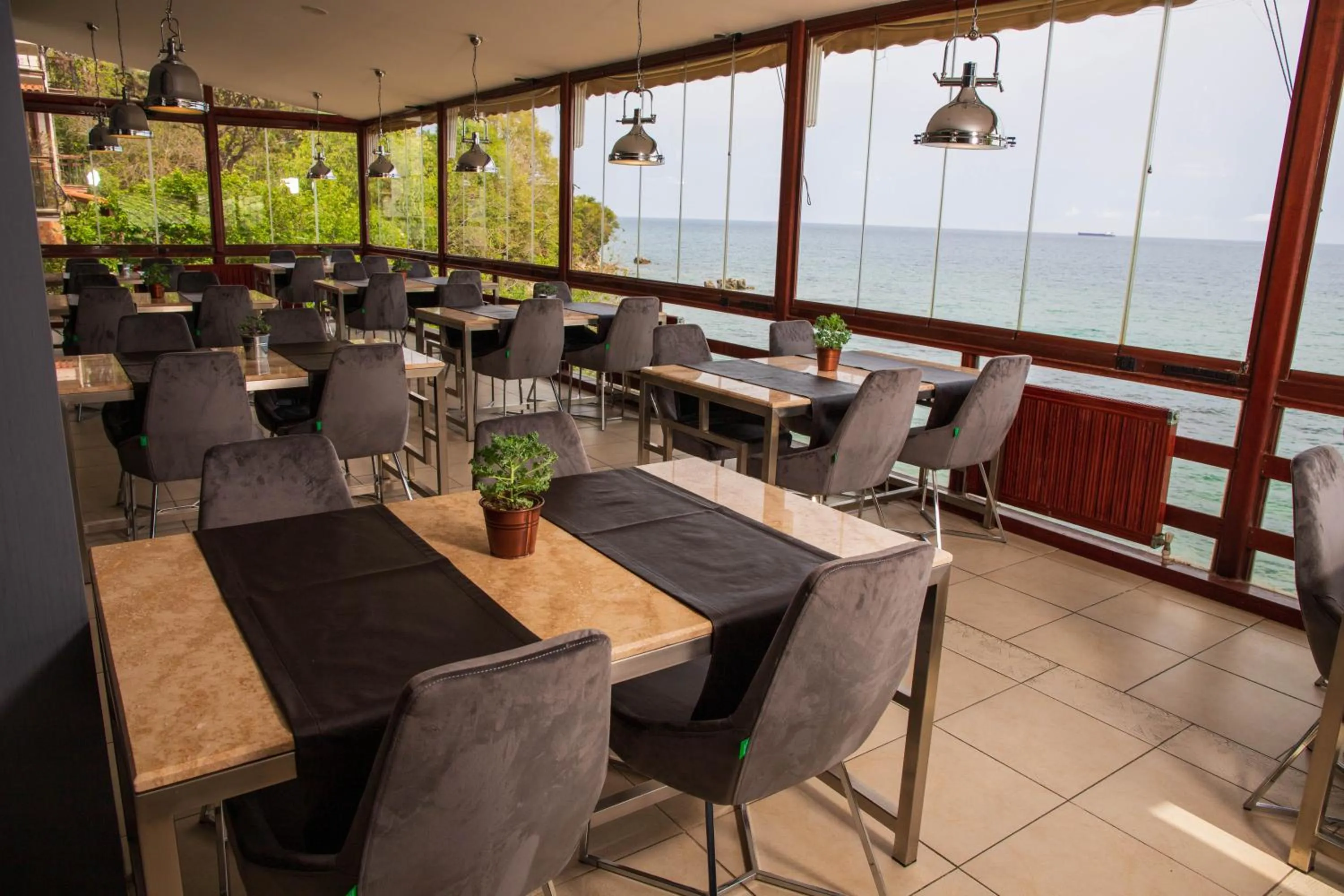 Restaurant/places to eat in Sinop Antik Otel