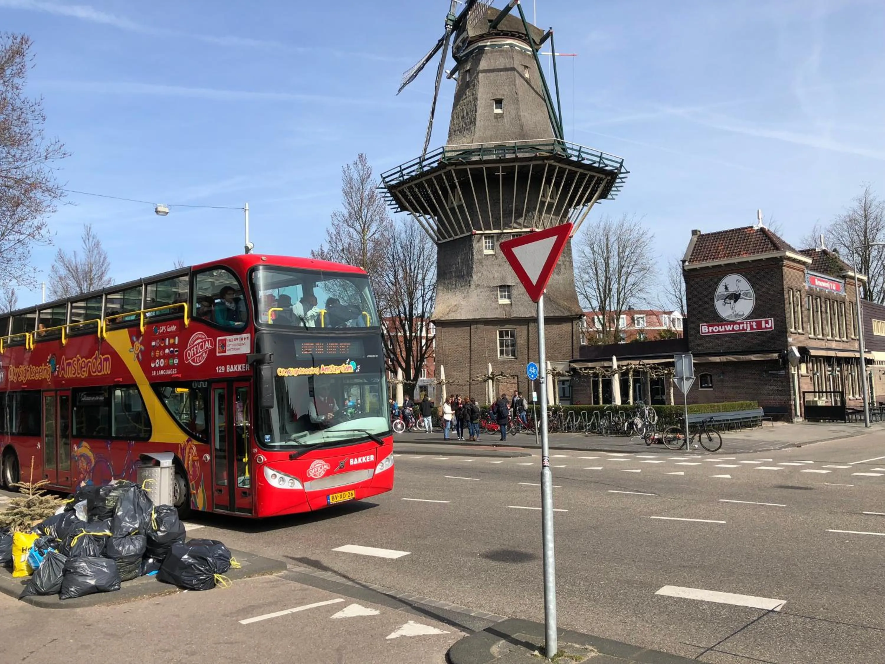 Luxury studio on Robs houseboat special for couples