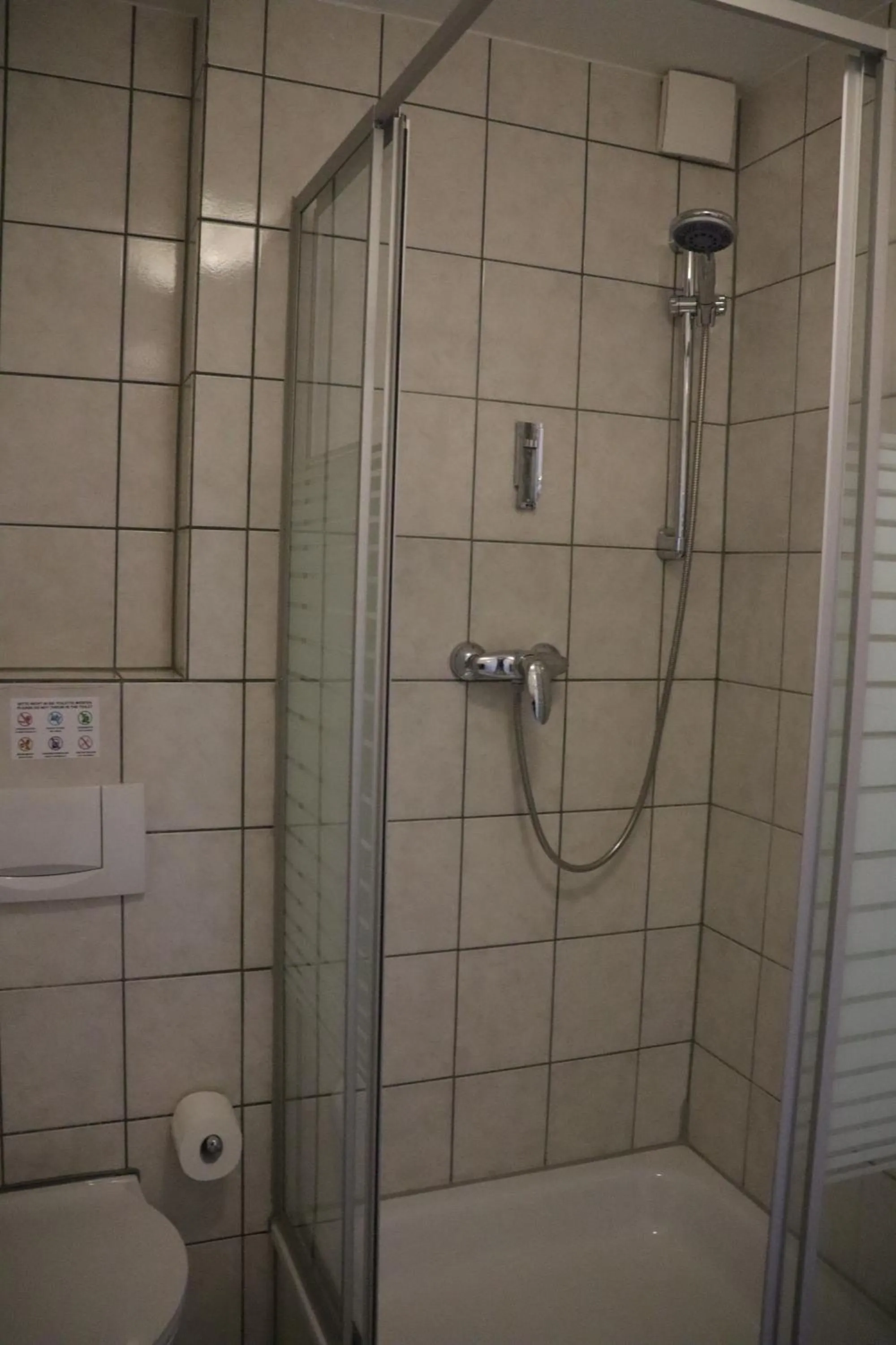 Shower in Hotel Haarener Hof
