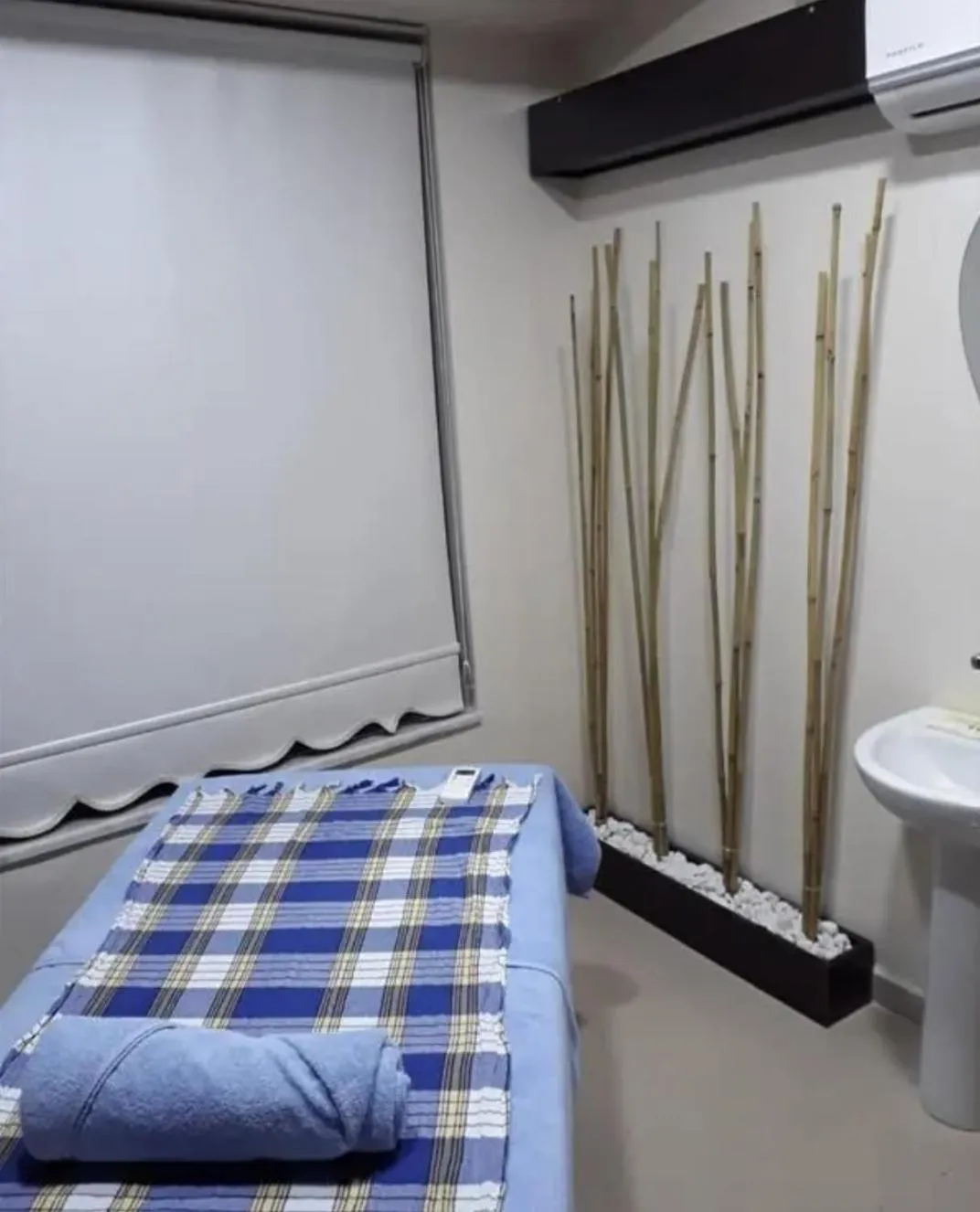 Spa and wellness centre/facilities, Bed in Kucuk Velic Hotel