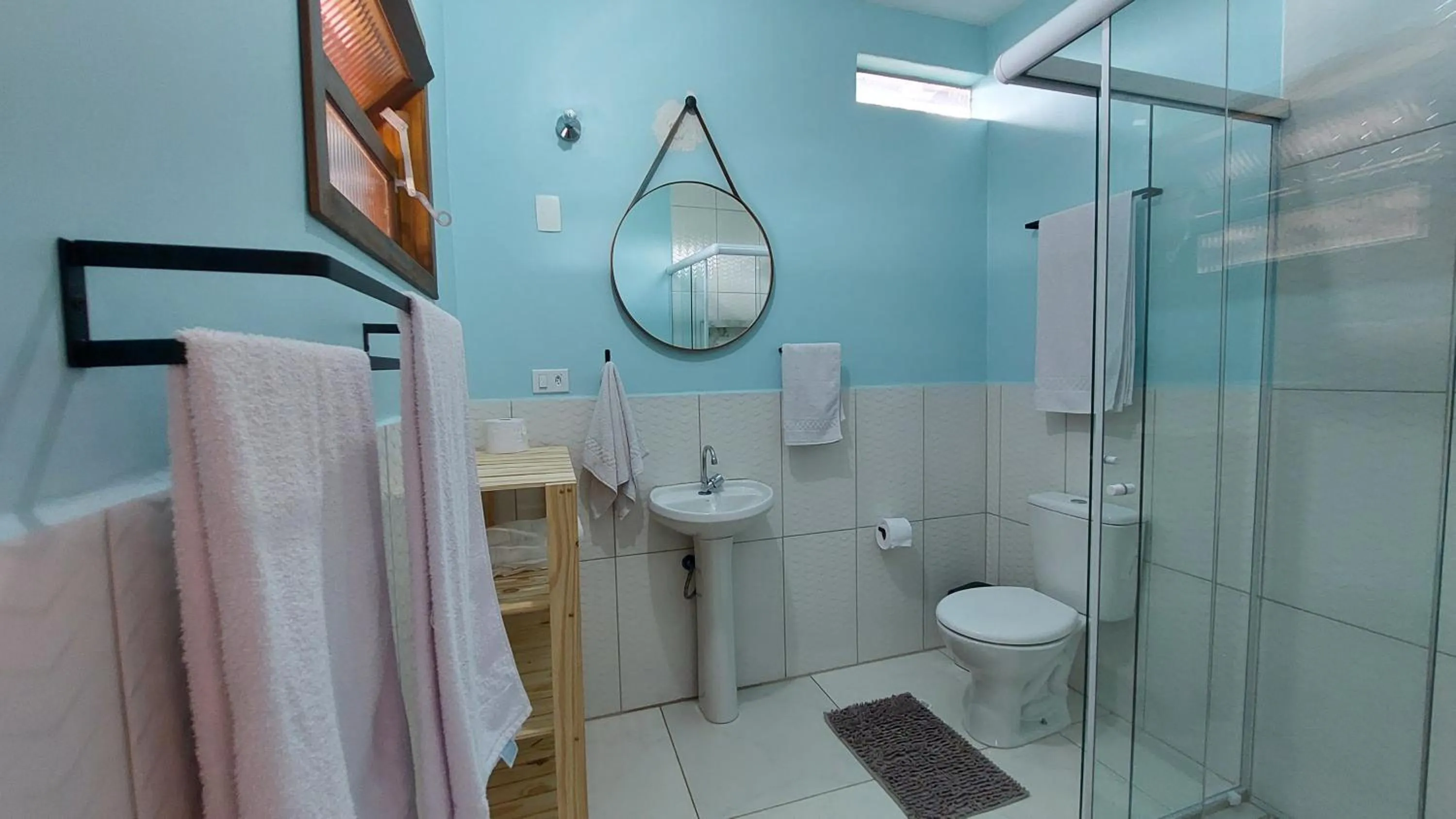 Shower in Pousada Sol do Araçá