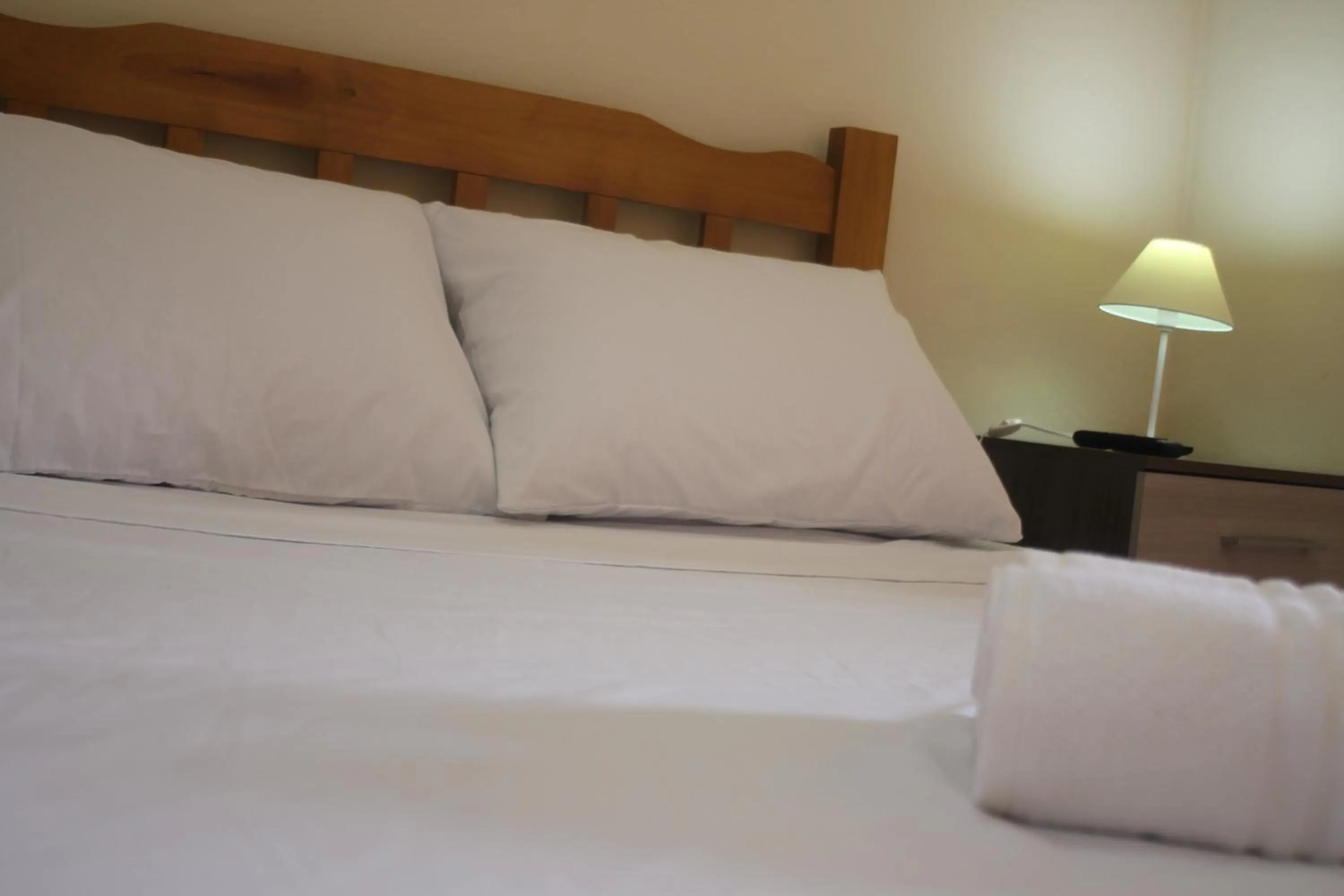 Photo of the whole room, Bed in Pousada Sol do Araçá