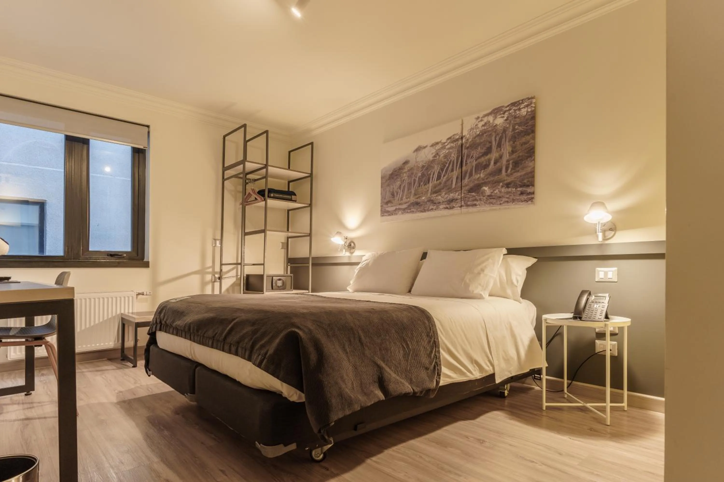 Photo of the whole room, Bed in Almasur Express Punta Arenas