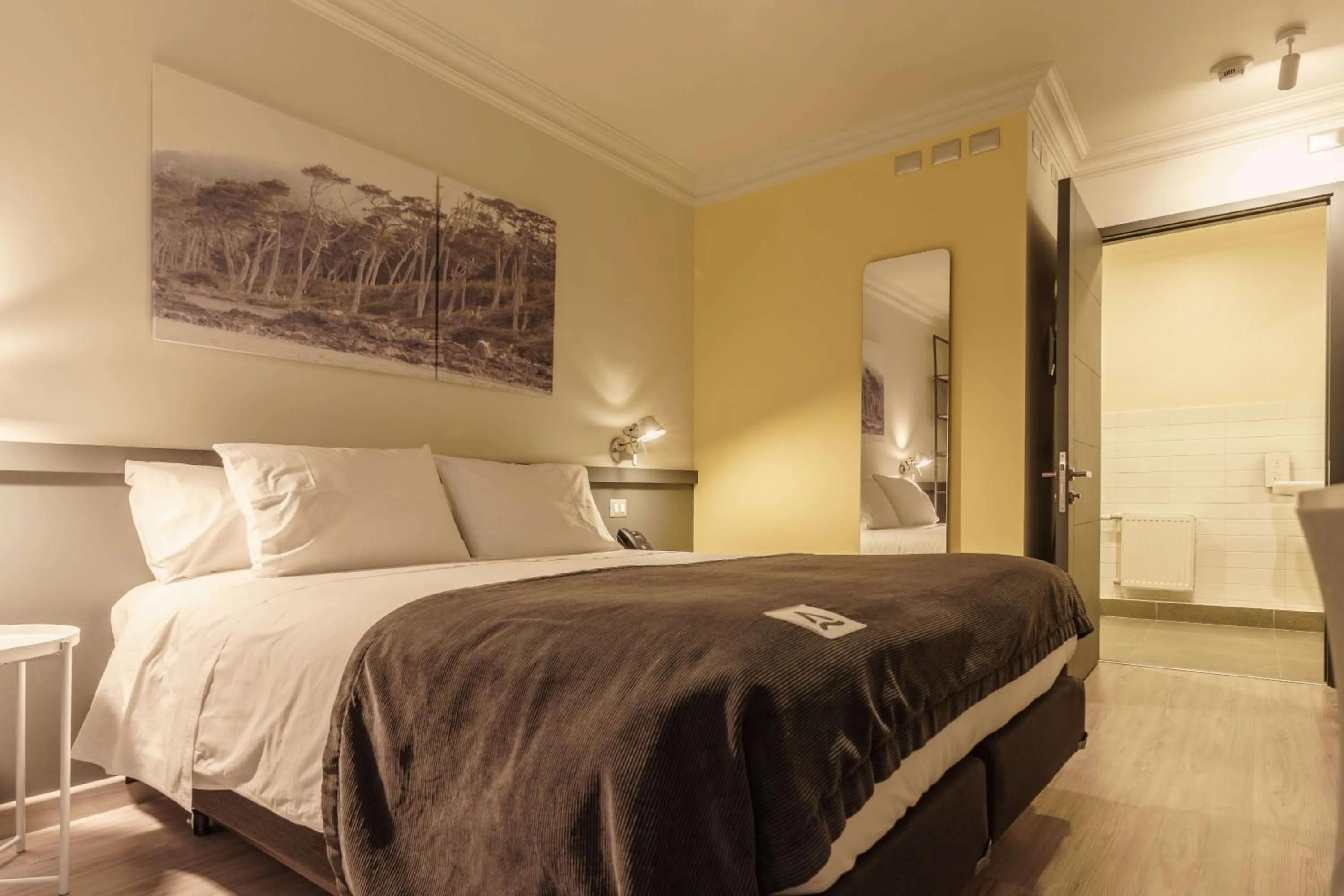 Queen Room - Disability Access in Almasur Punta Arenas