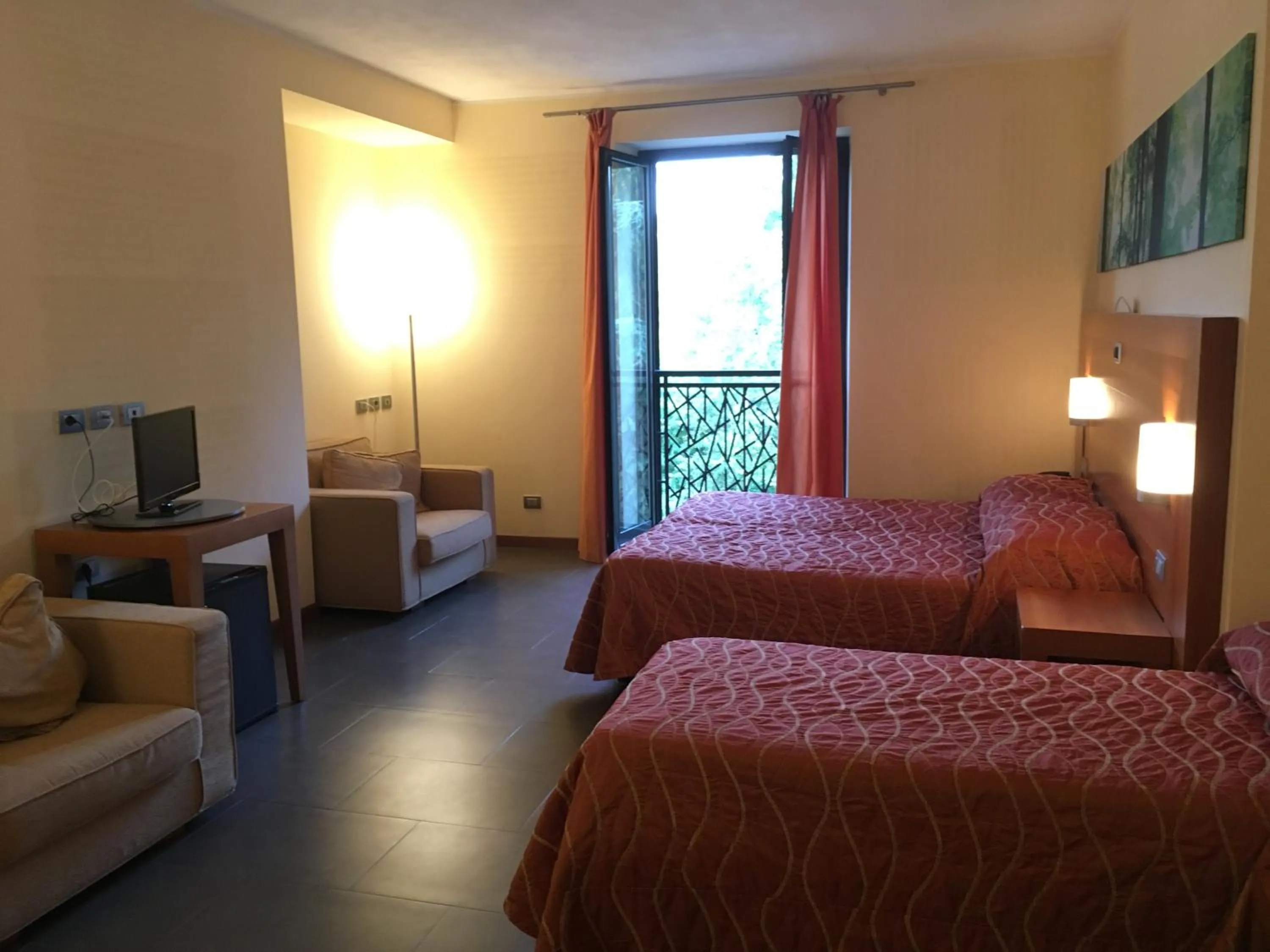 Bed in Hotel Langhe & Monferrato