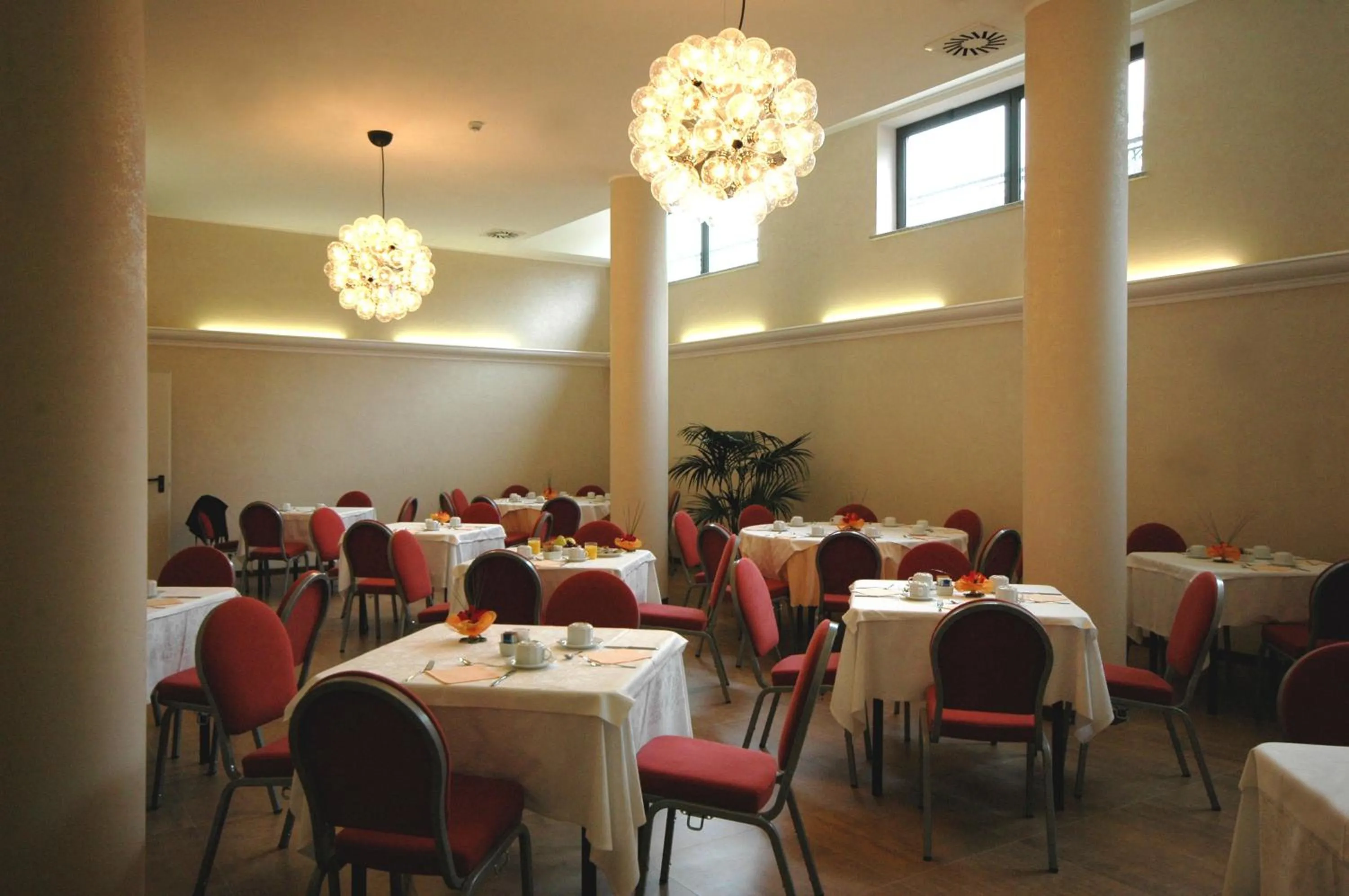 Restaurant/places to eat in Hotel Langhe & Monferrato