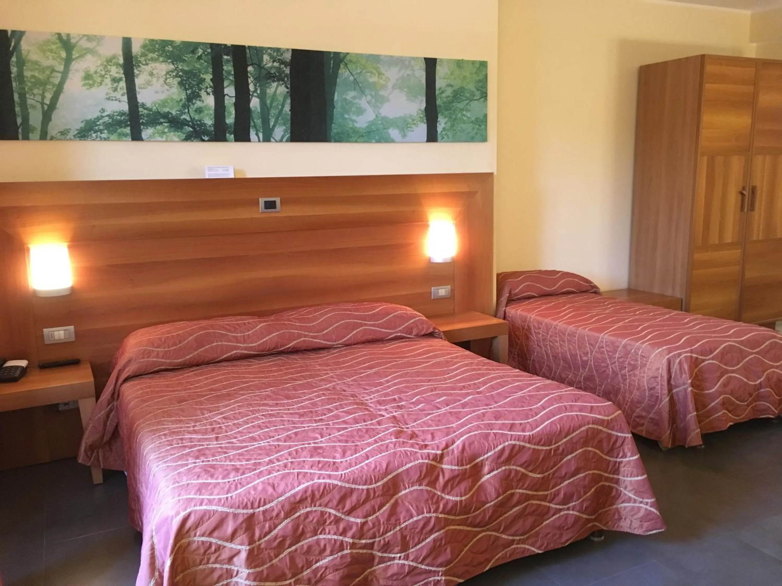Bed in Hotel Langhe & Monferrato