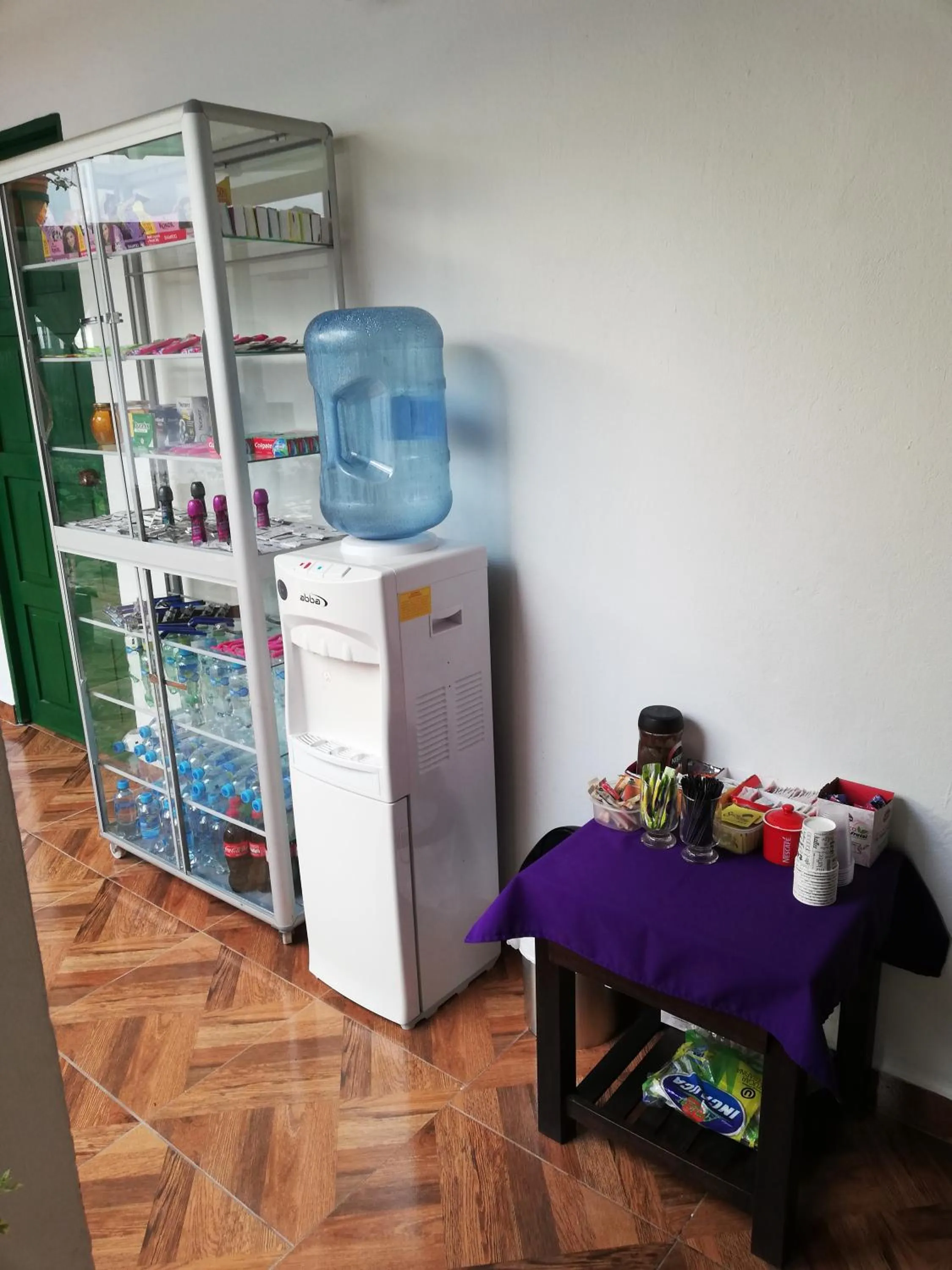 Drinks in Esquina Colonial