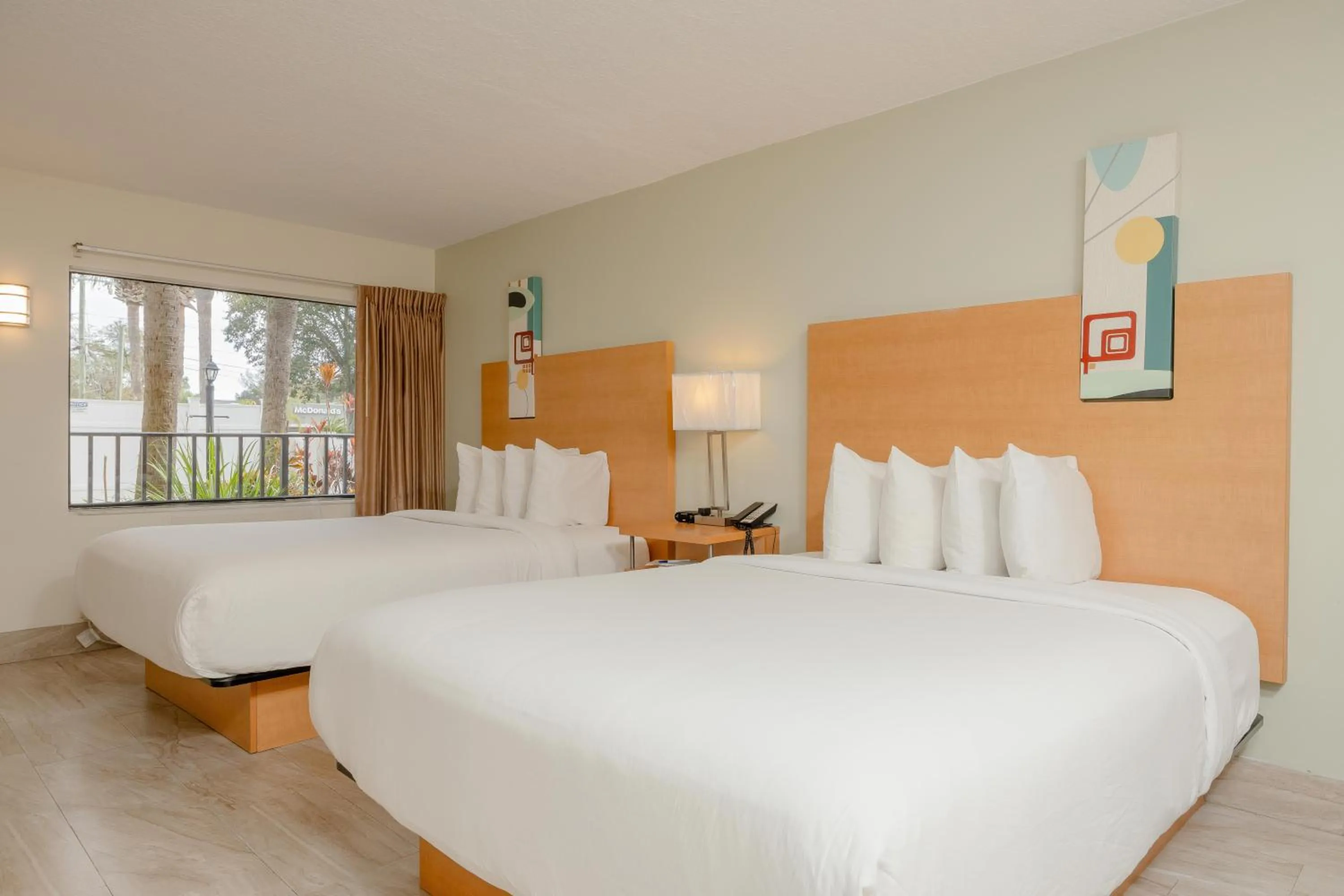 Bedroom, Bed in The Ponce St. Augustine Hotel