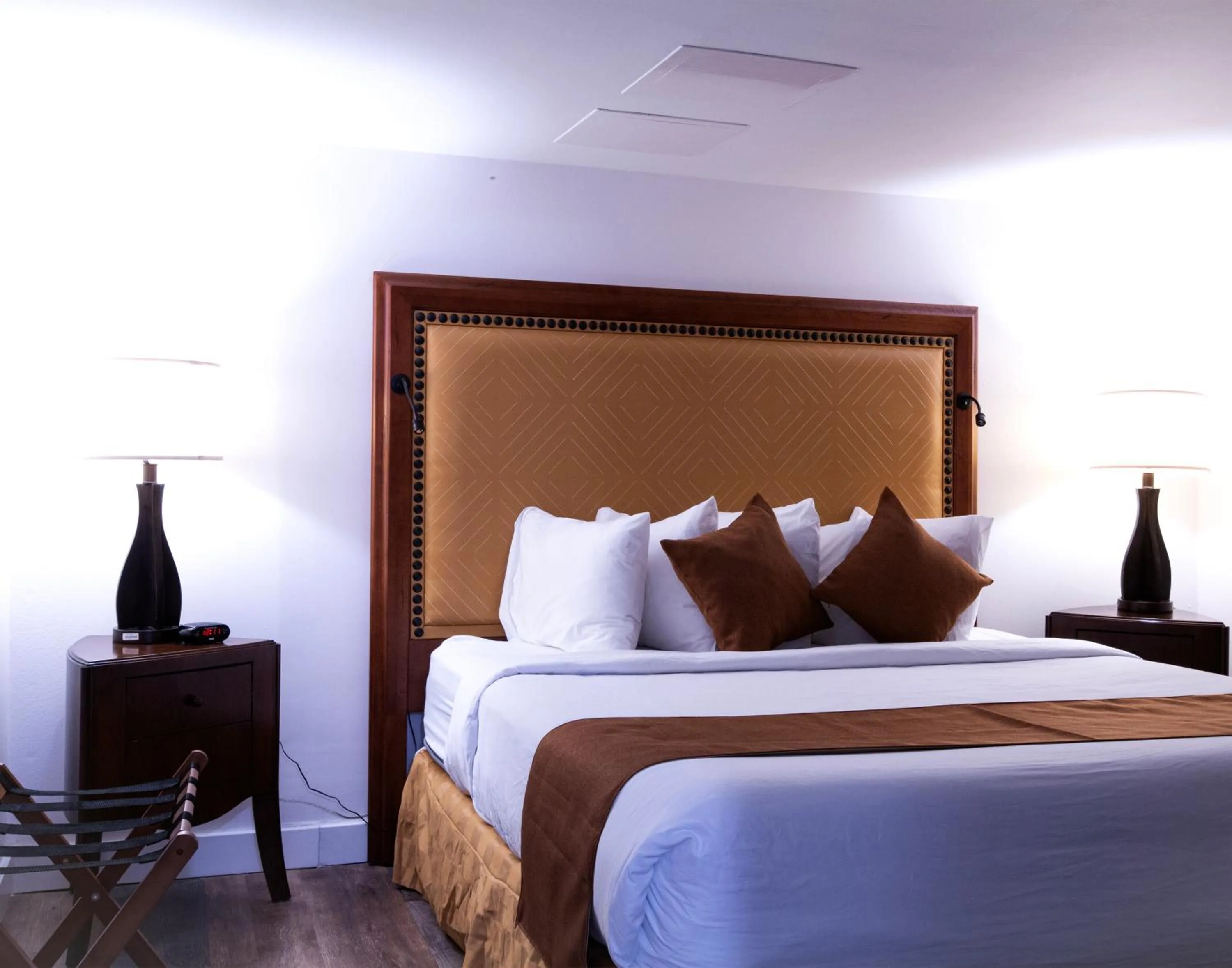 Bedroom, Bed in The Ponce St. Augustine Hotel