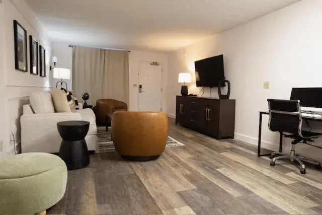 Executive Suite in The Ponce St. Augustine Hotel Executive Suite in The Ponce St. Augustine Hotel