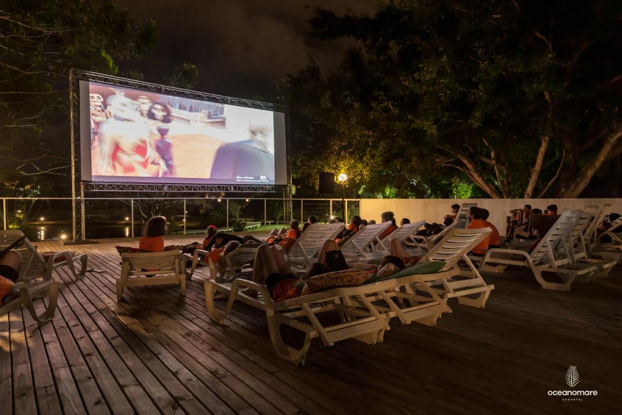 Evening entertainment in Eco Hotel Oceanomare