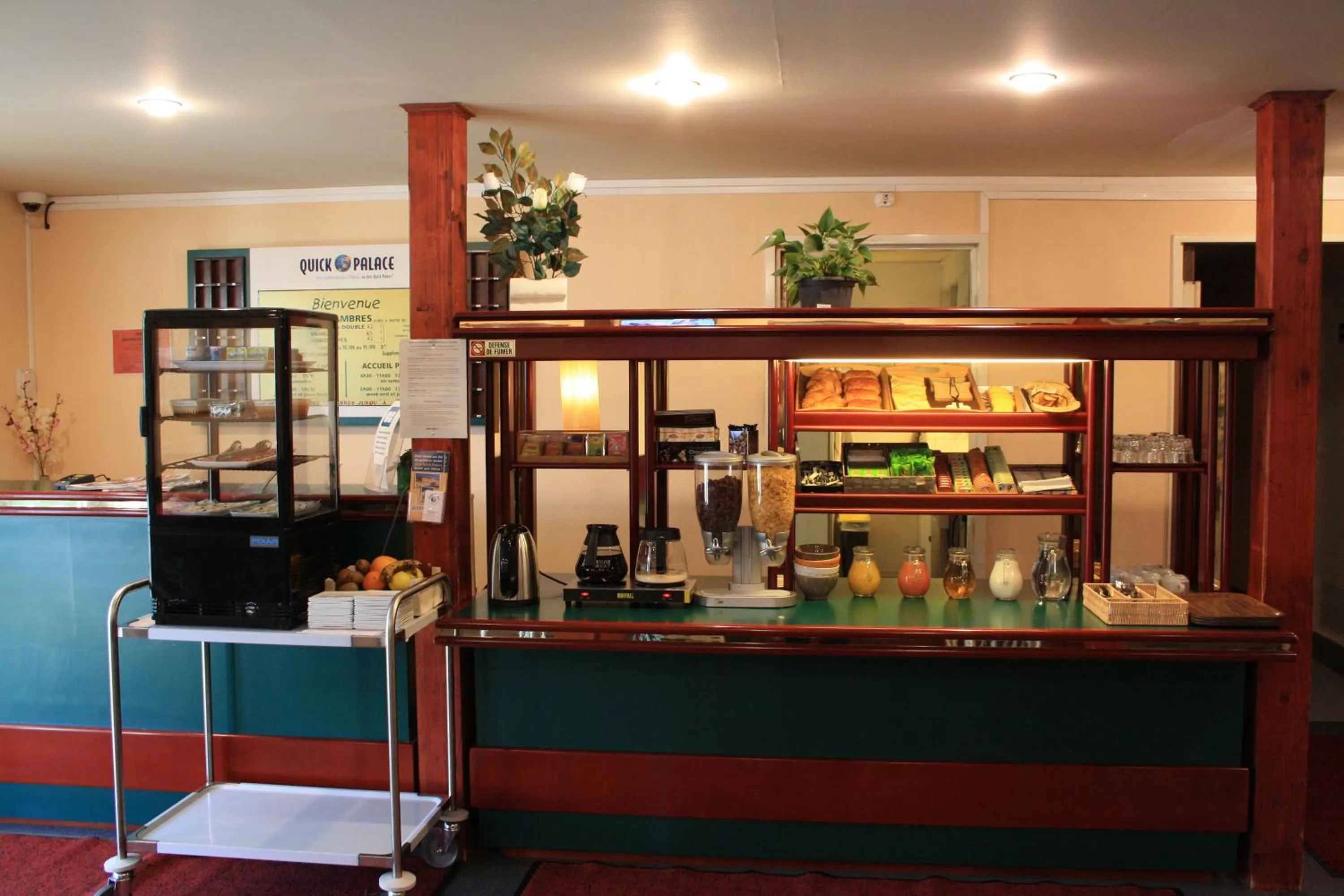 Food and drinks in Hôtel Quick Palace Valence Nord