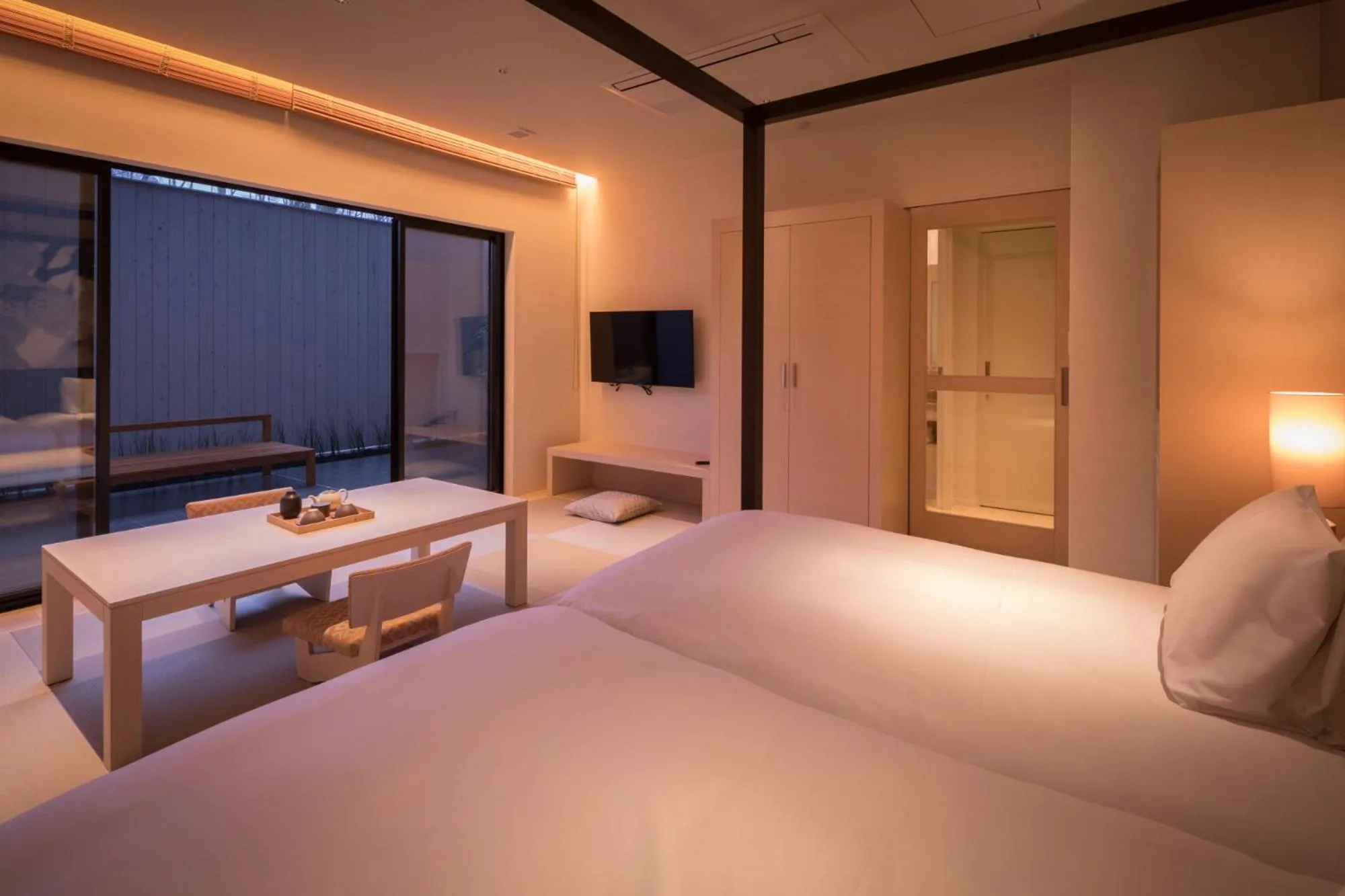 Bed in Solest Takachiho Hotel