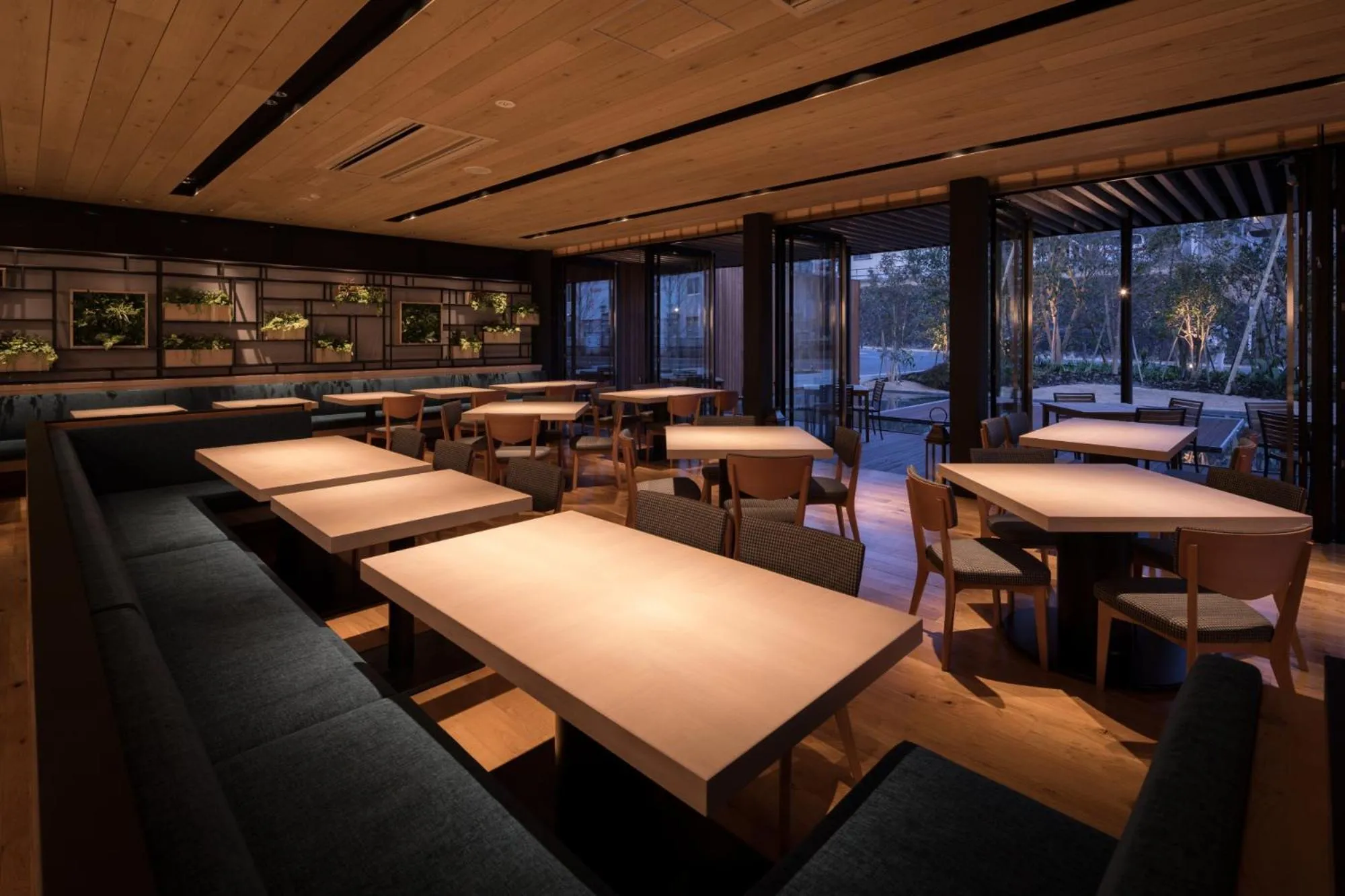 Restaurant/places to eat in Solest Takachiho Hotel