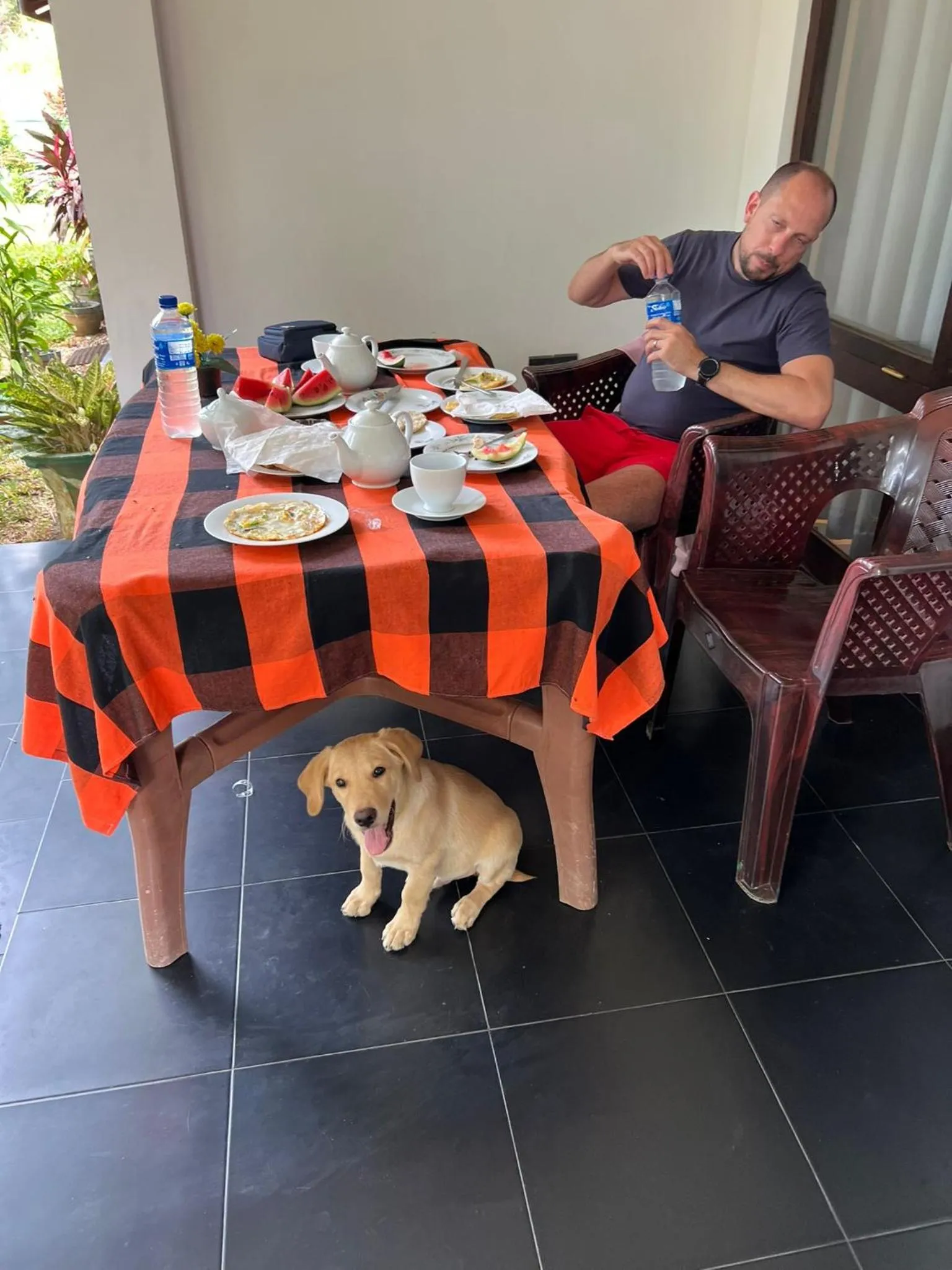 People in Sigiri Shen Residence