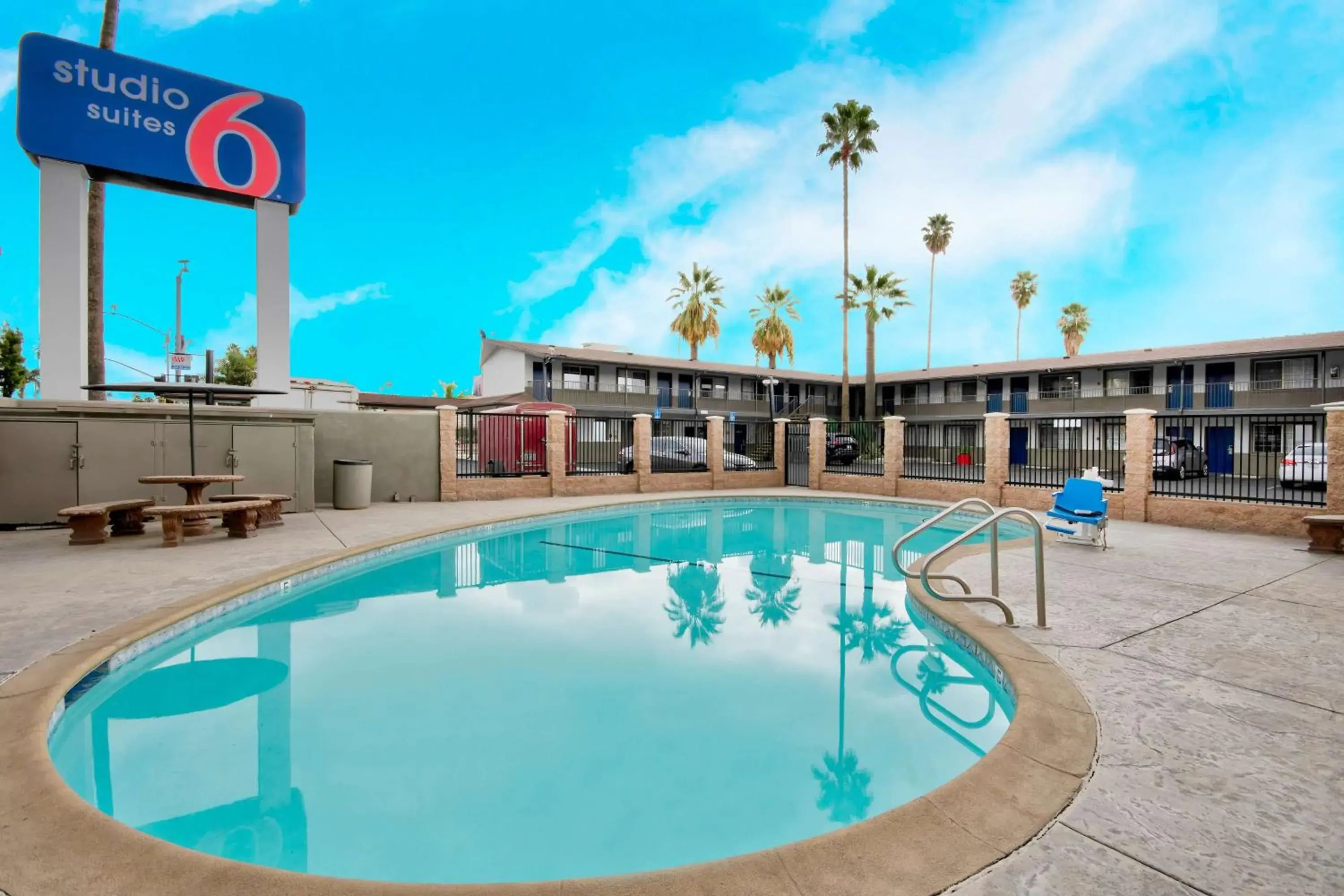 Studio 6 Suites San Bernardino, CA Studio 6 Suites San Bernardino, CA
