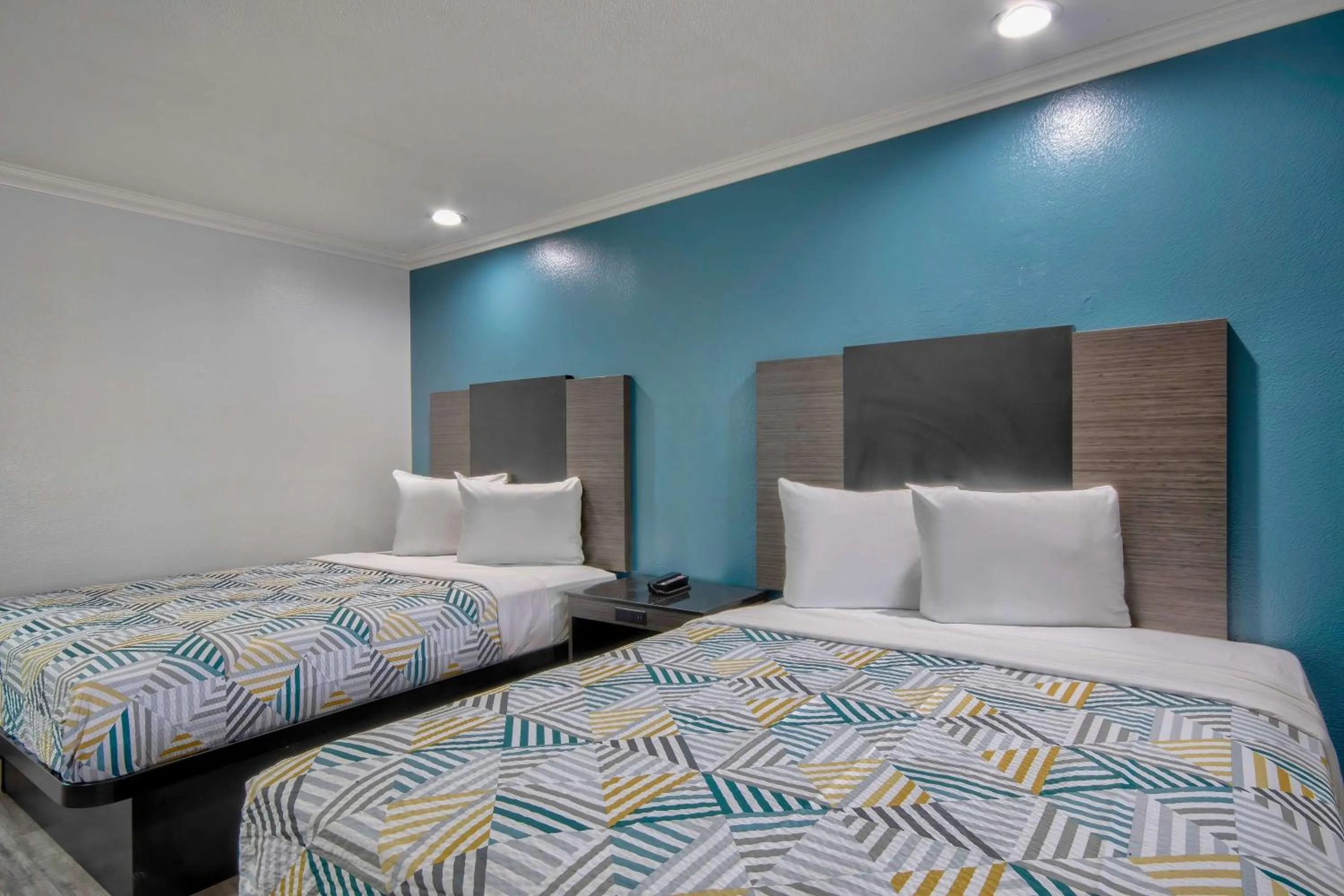 Bedroom, Bed in Studio 6 Suites San Bernardino, CA