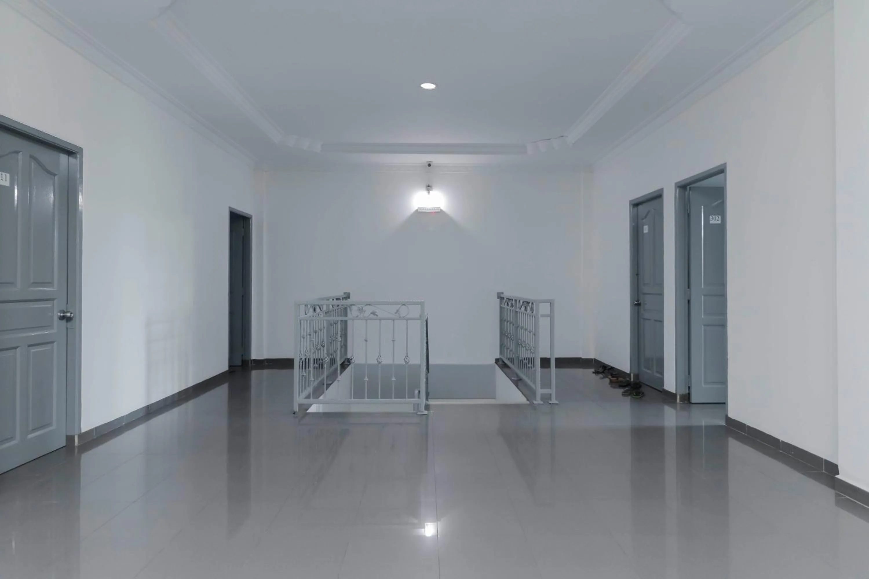 Area and facilities in RedDoorz Plus near Batam City Square